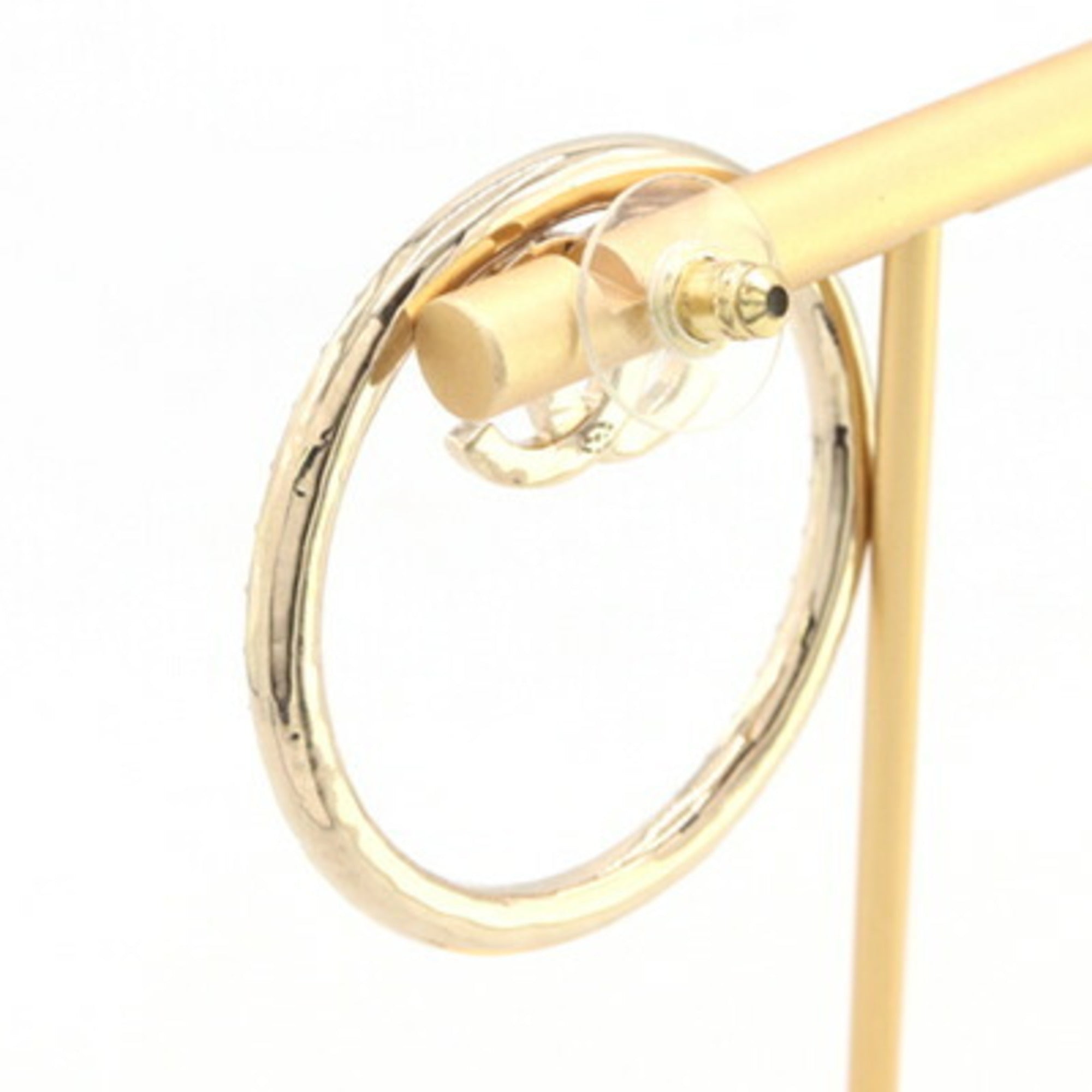 CC Logo Single Earring Gold-Tone Metal