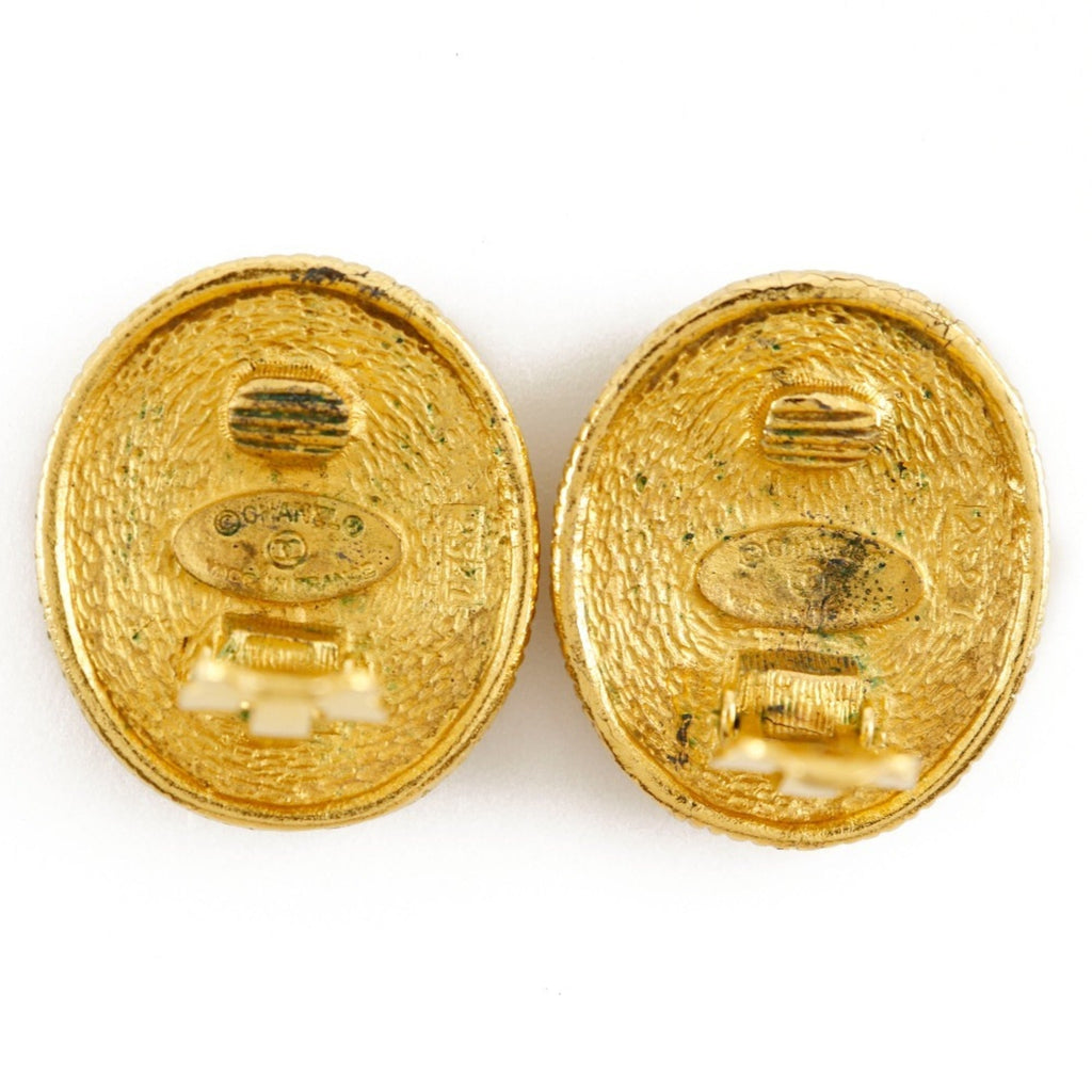 CC Logo Clip-On Earrings Metal Gold-Tone Metal