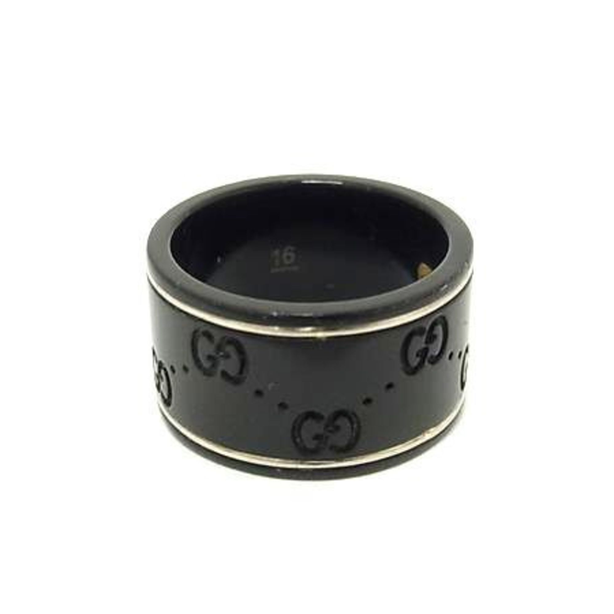 Ring 18K White Gold with Black Synthetic Corundum