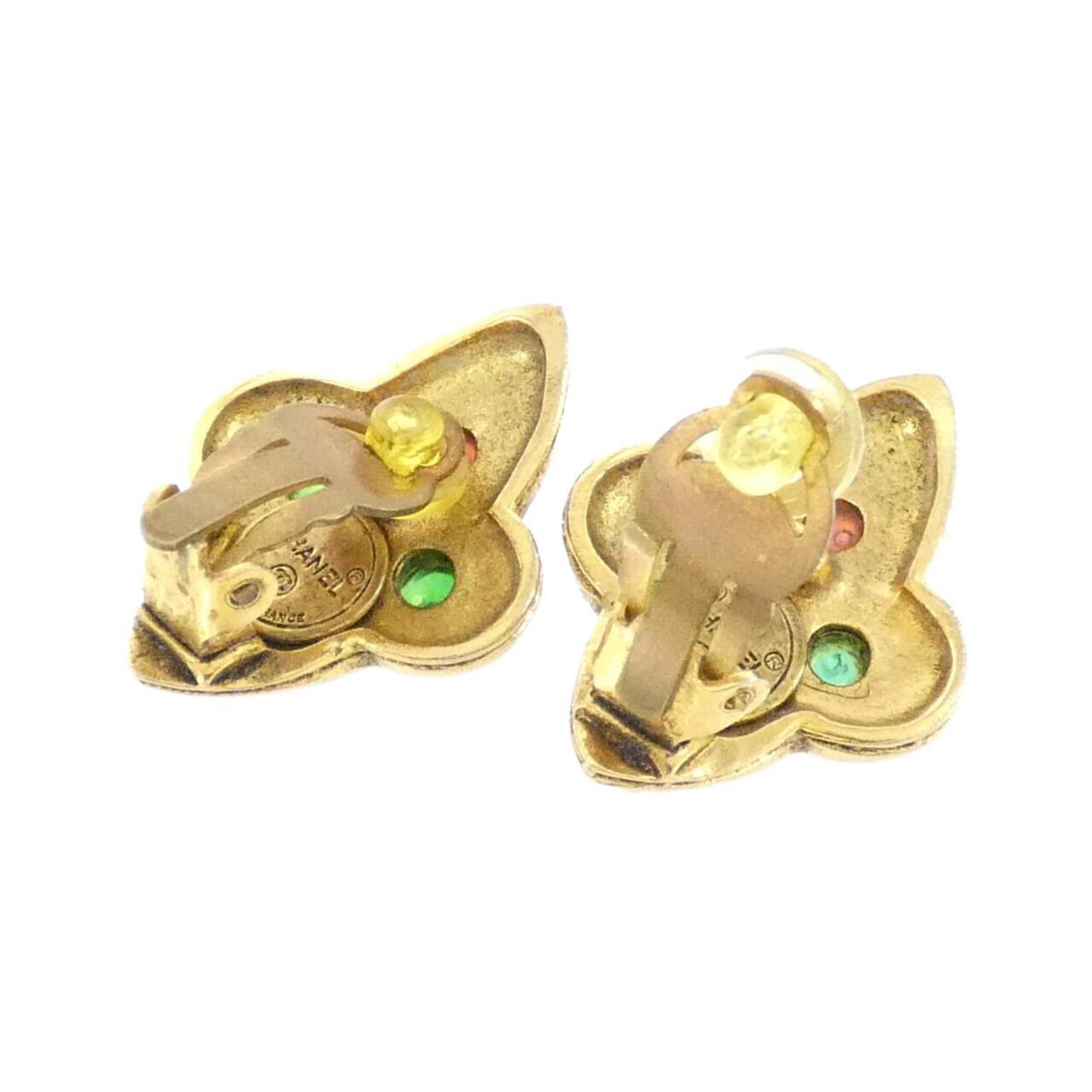 Vintage Clip-On Earrings Clip-On Gold-Tone Metal