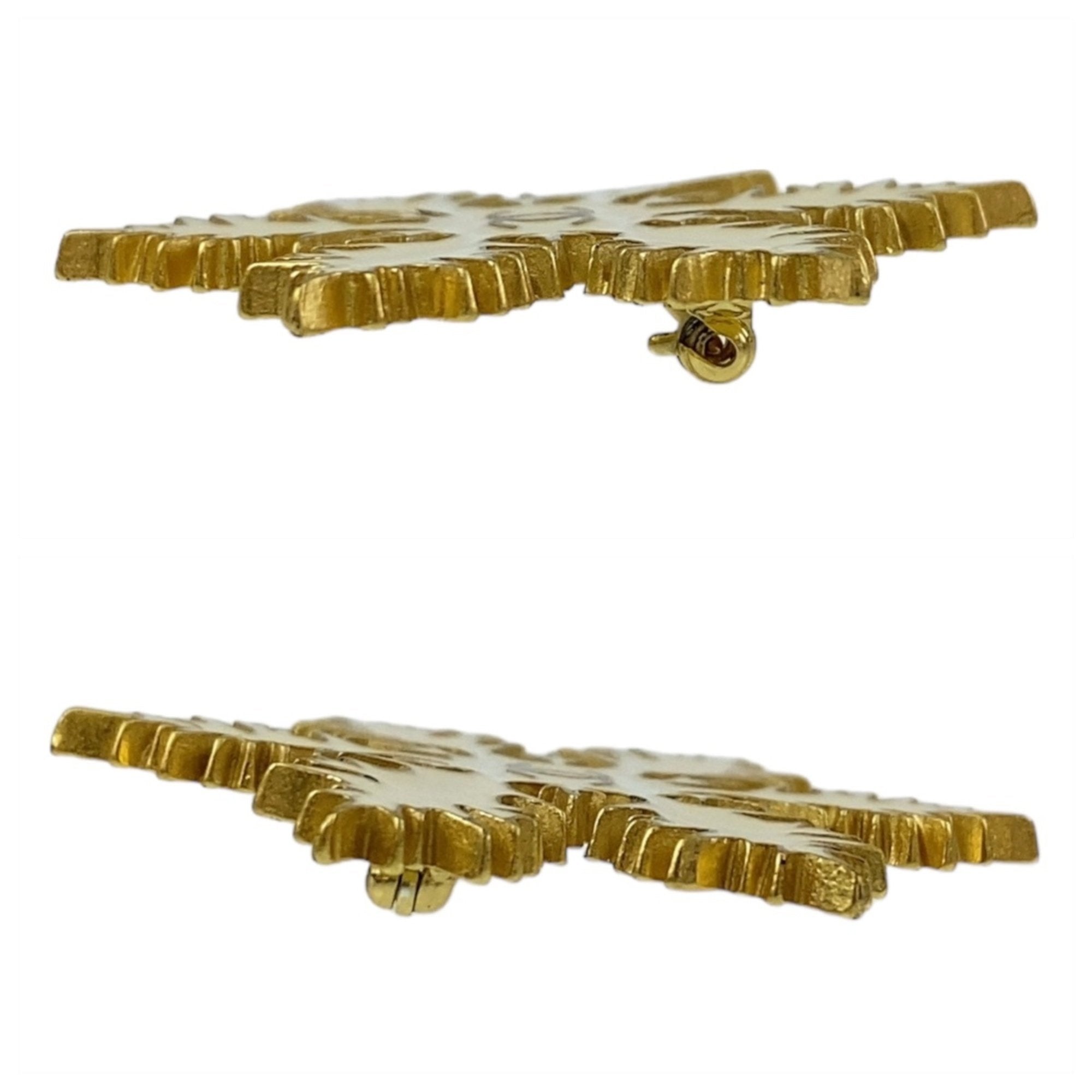 Brooch Metal White