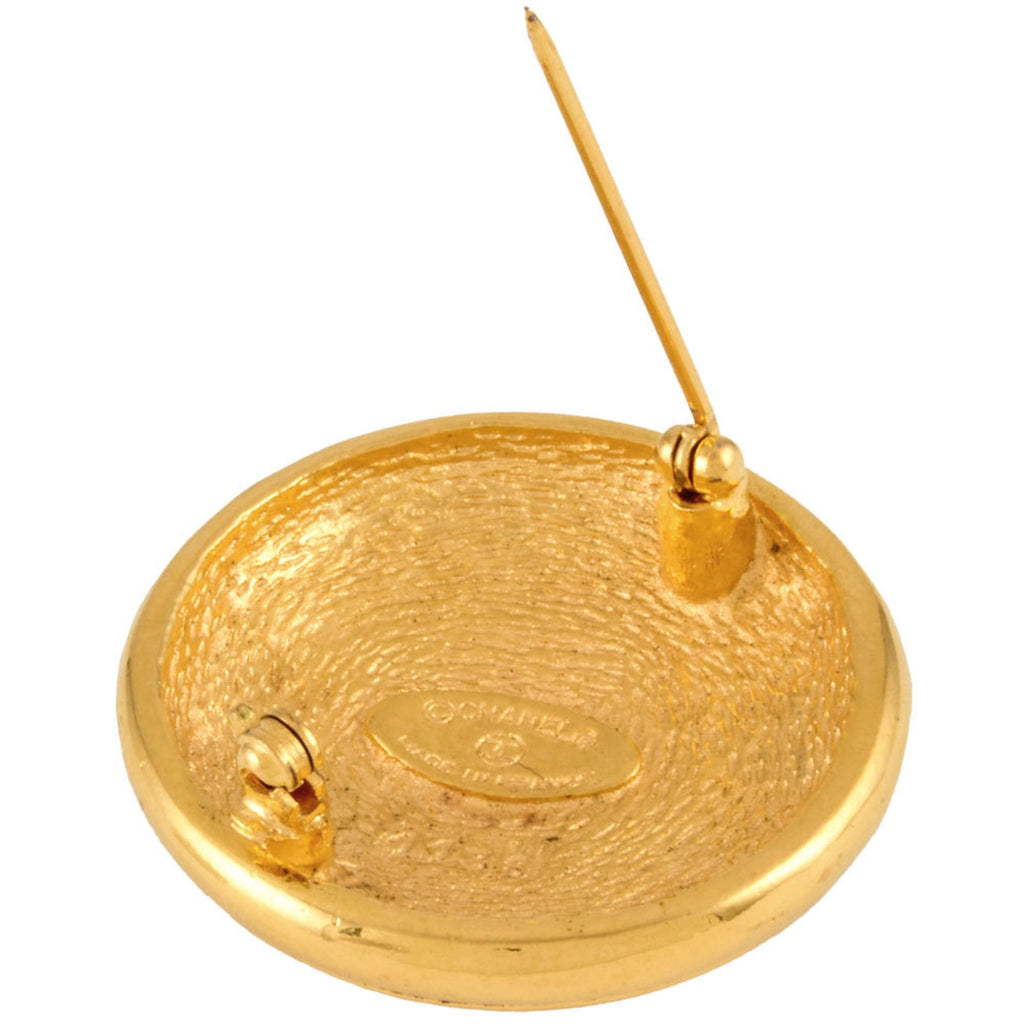 CC Logo Round Brooch Gold-Tone Metal