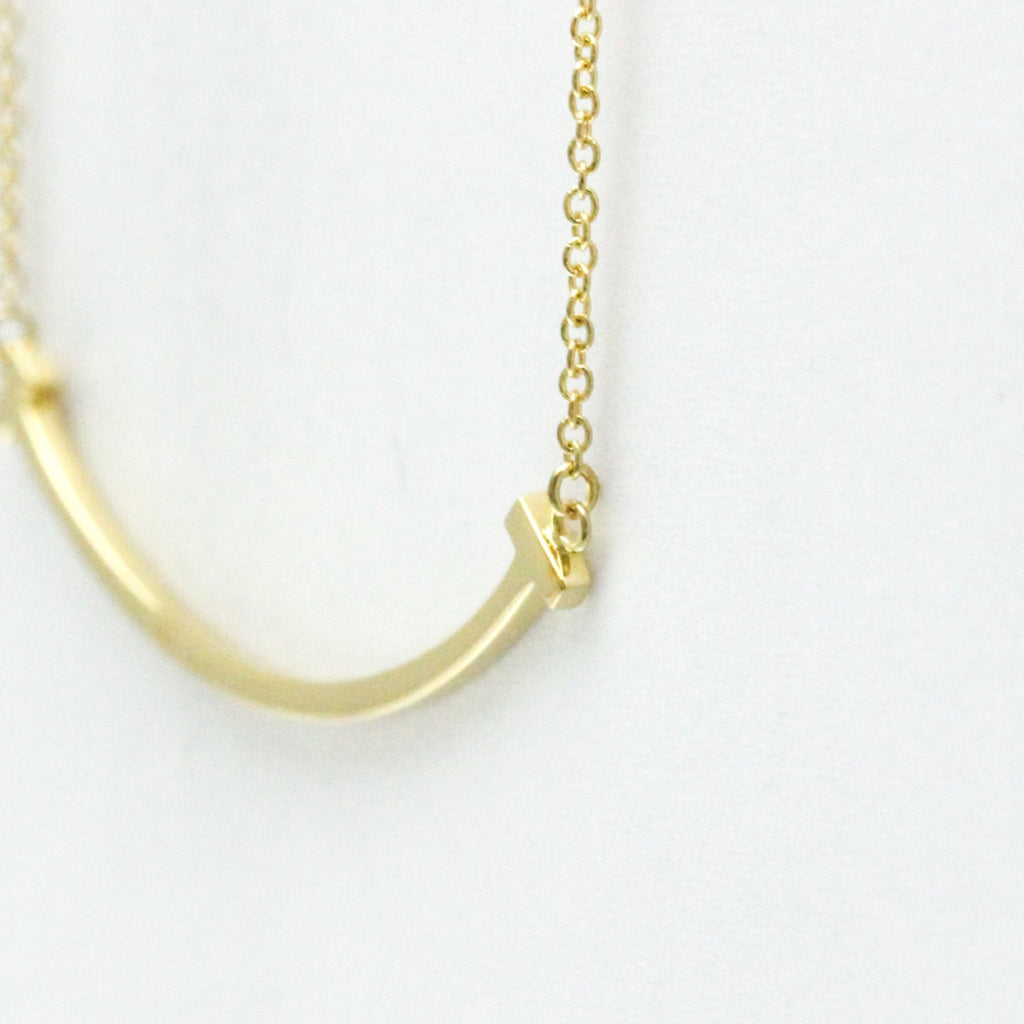 T Smile Pendant Necklace 18K Yellow Gold