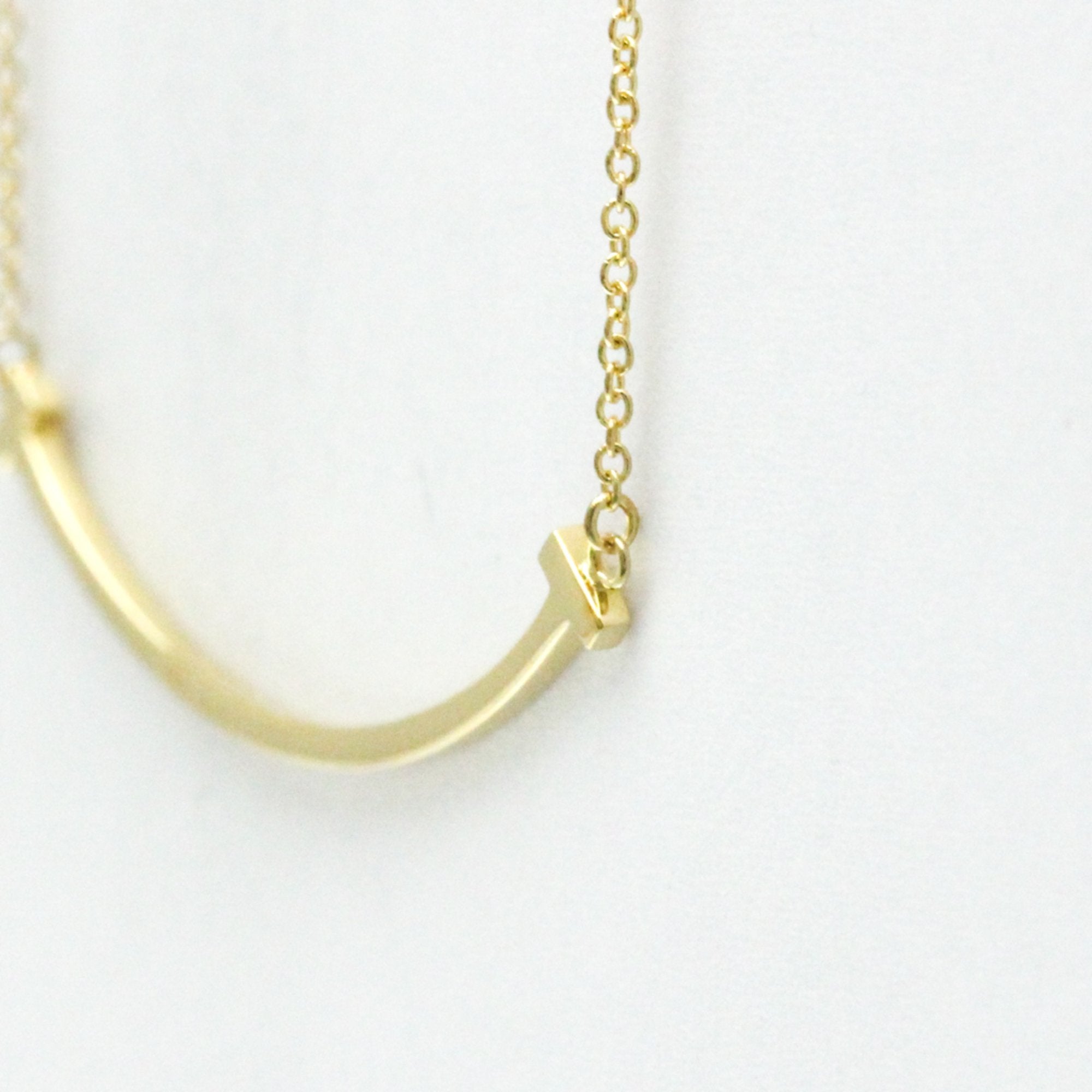 T Smile Pendant Necklace 18K Yellow Gold