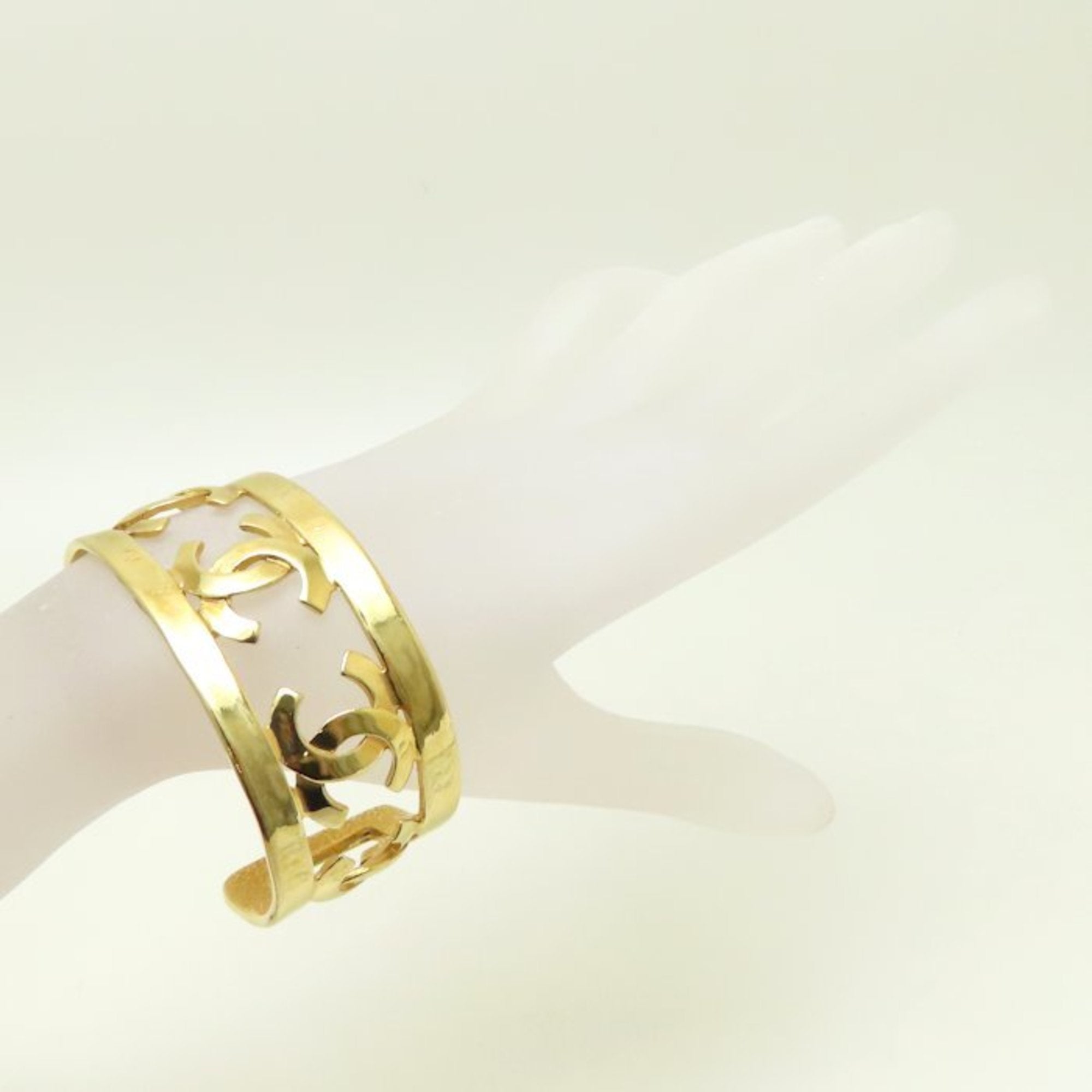 CC Logo Bracelet Metal