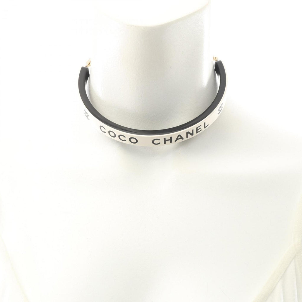 Necklace Gold and Plastic
