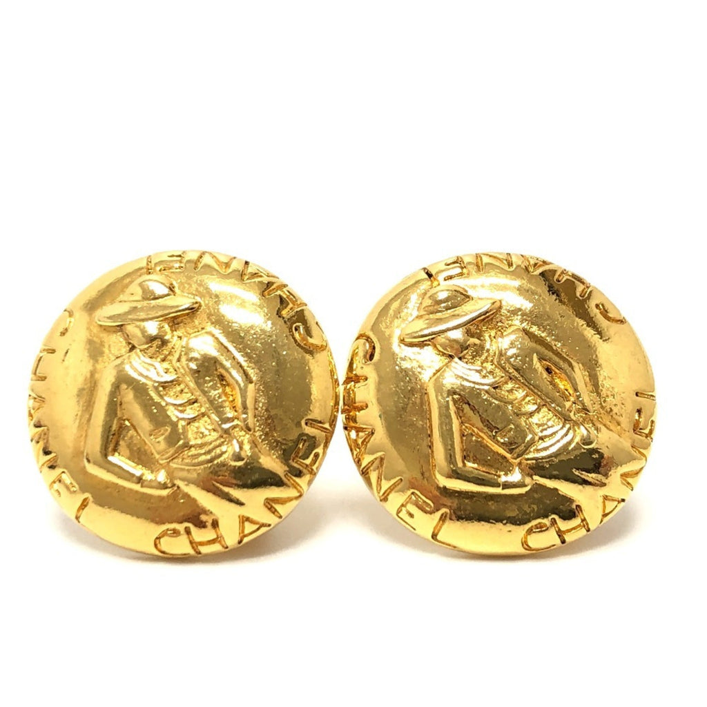 Vintage Clip-On Earrings Clip-On Gold-Tone Metal