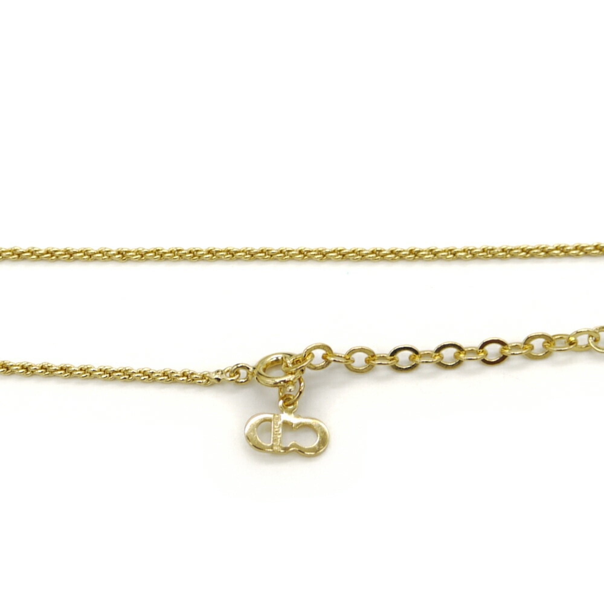 Pendant Necklace Metal