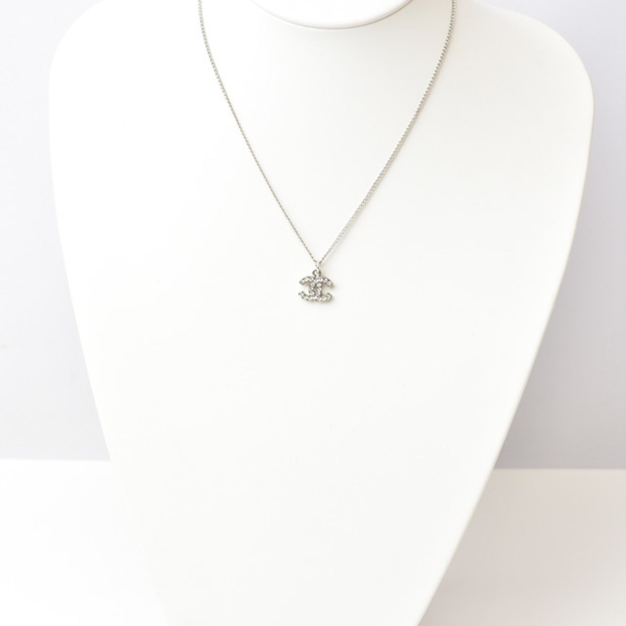CC Logo Pendant Necklace Metal