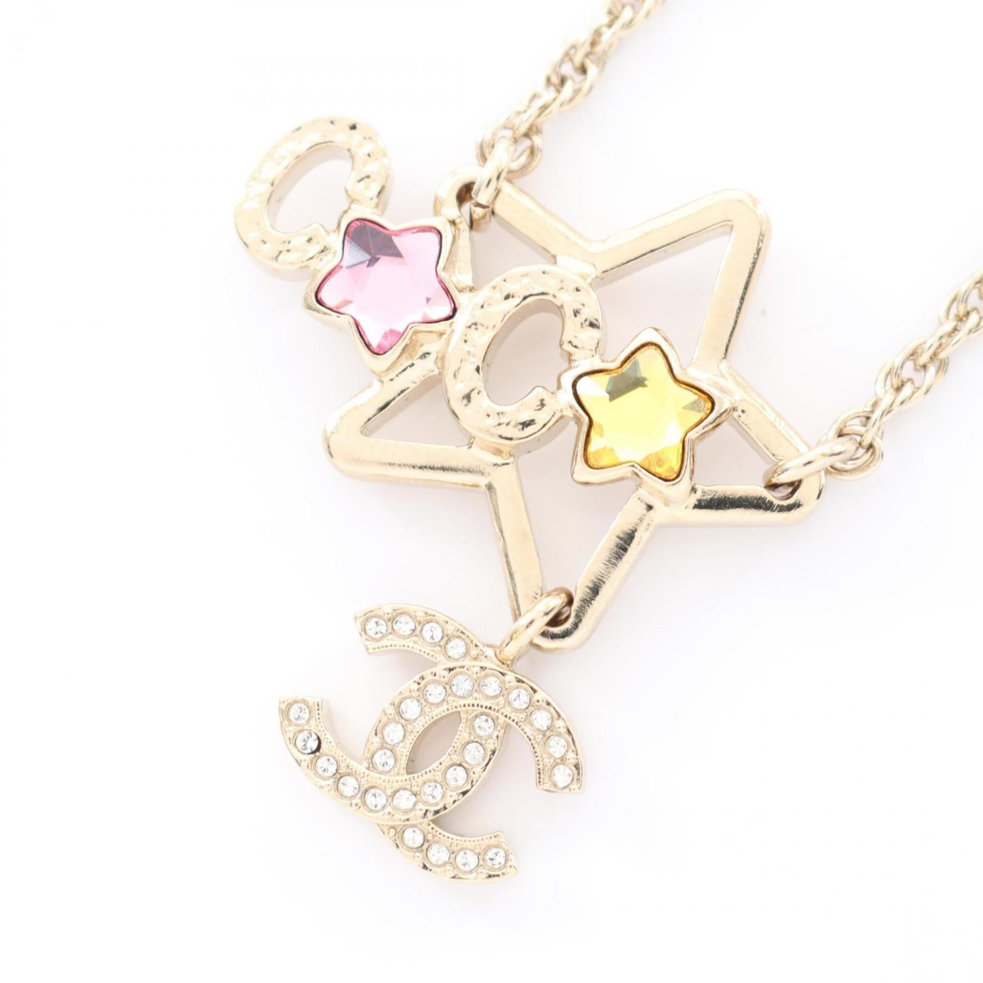 CC Logo Star Pendant Necklace Metal
