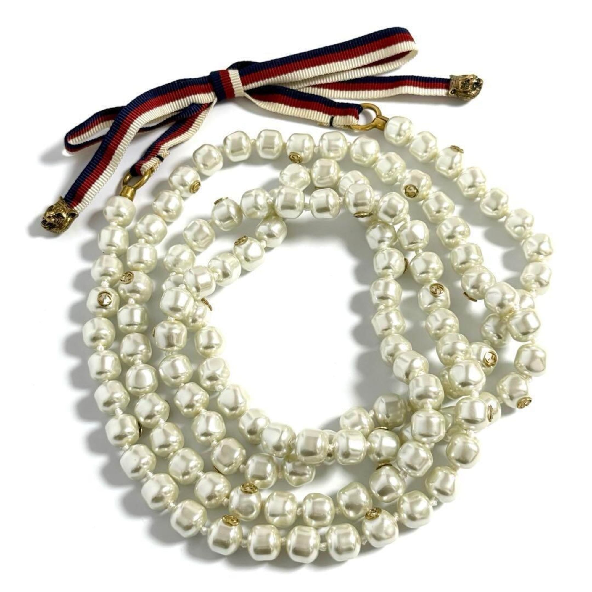 Long Pendant Necklace Artificial Pearl and Metal