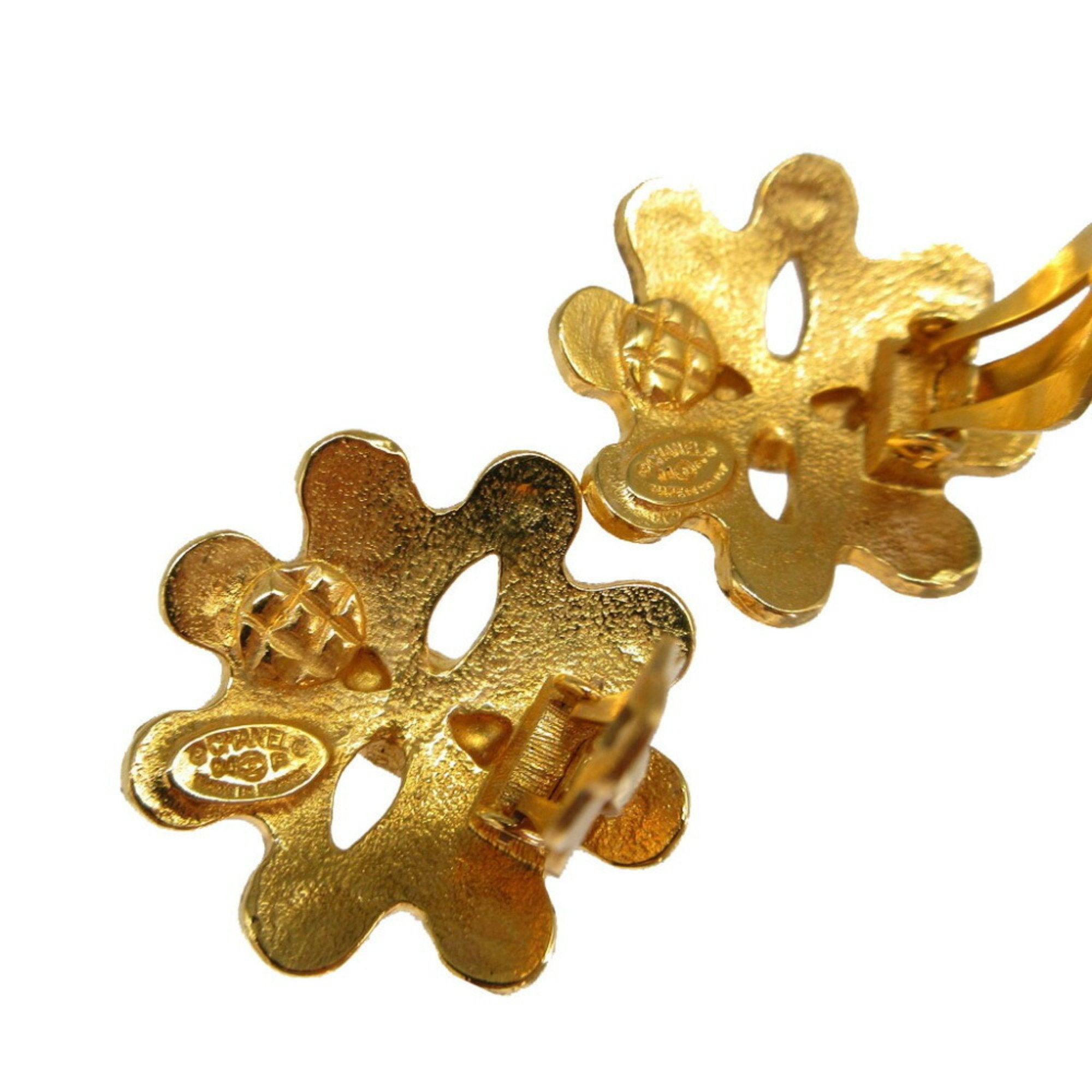 CC Logo Clip-On Earrings Gold-Tone Metal Gold-Tone Metal