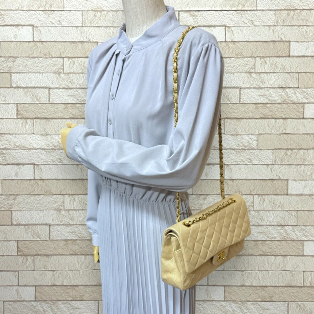 Vintage Classic Double Flap Bag Quilted Lambskin Medium