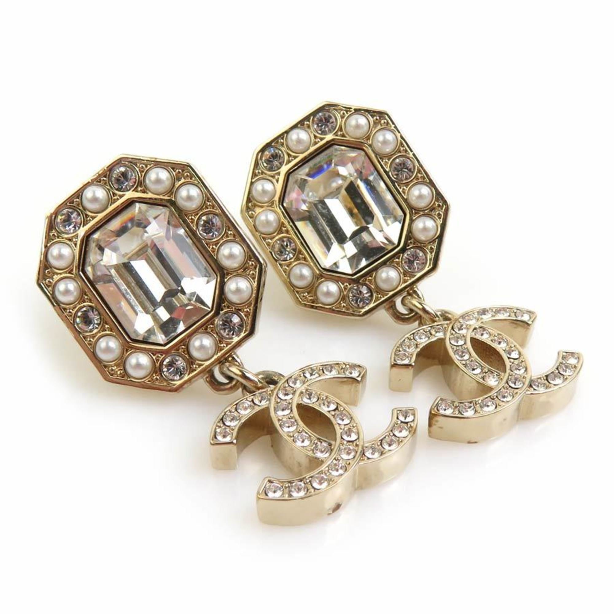 CC Logo Earrings Gold-Tone Metal