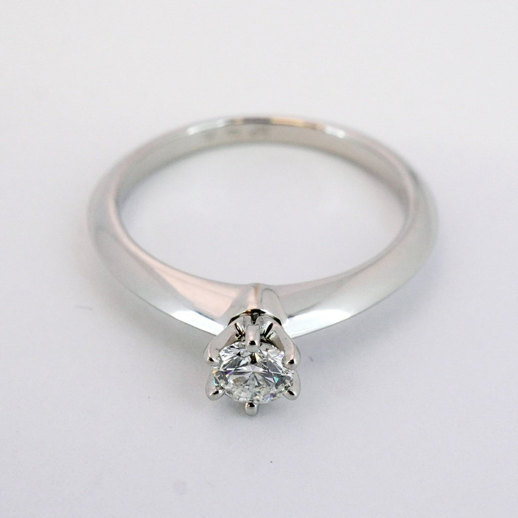 Solitaire Ring Platinum with Diamond
