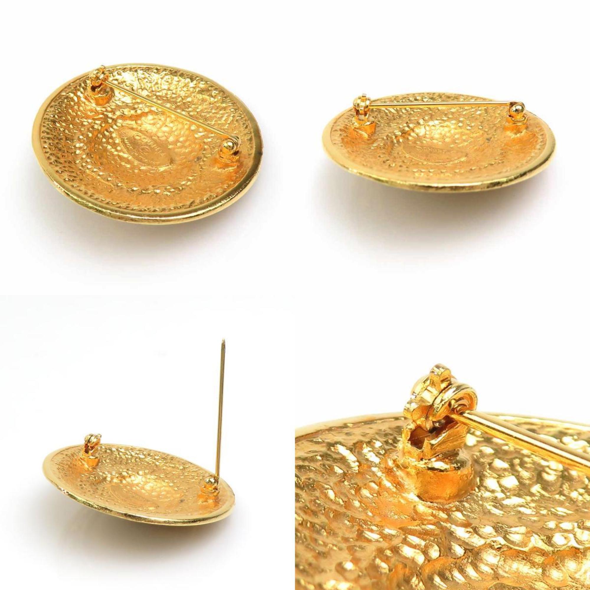 Brooch Metal Gold