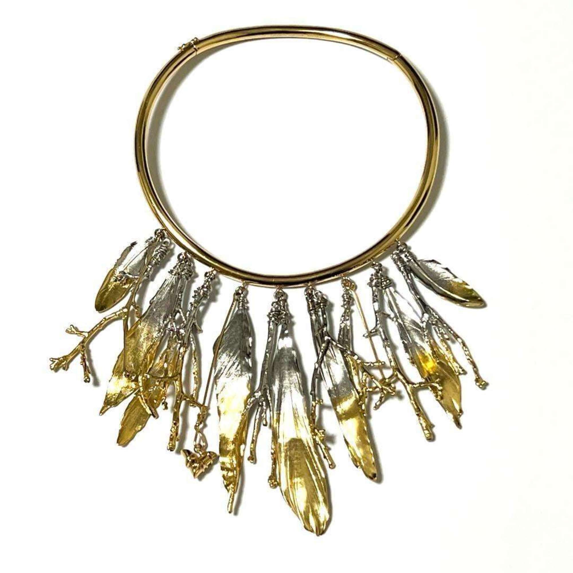 Feather Essential V Pendant Necklace Metal Gold