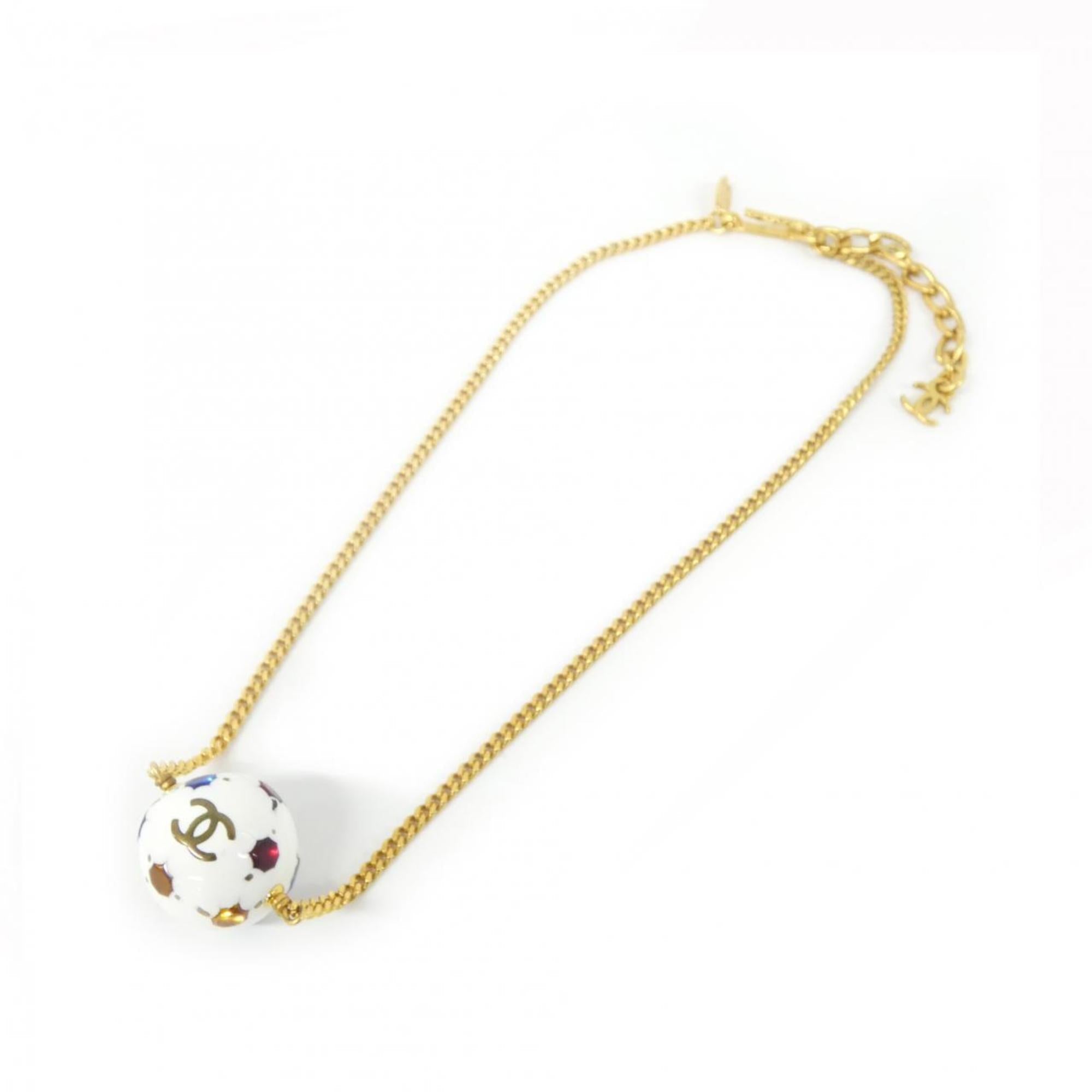 Pendant Necklace Metal