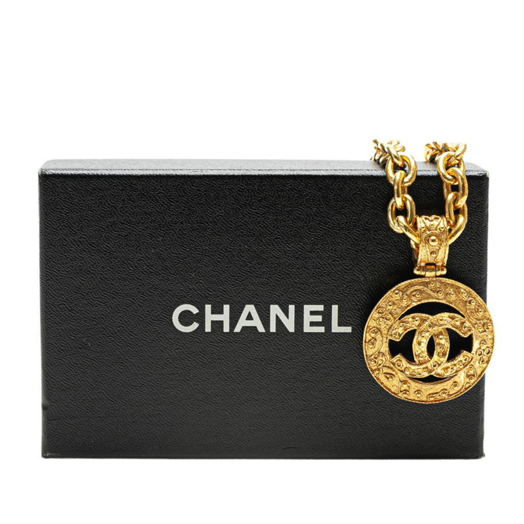 CC Logo Pendant Necklace Metal