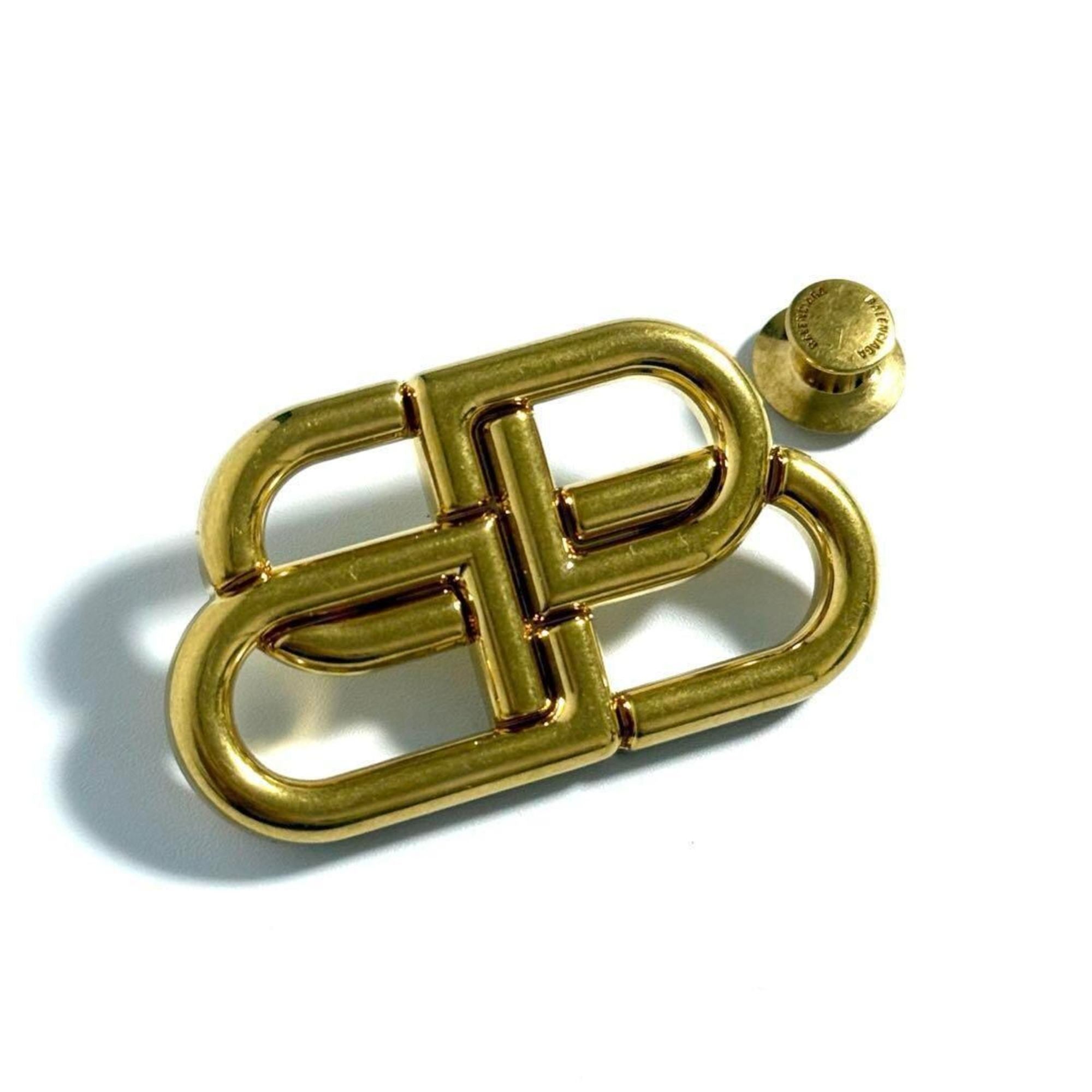 BB Brooch Metal