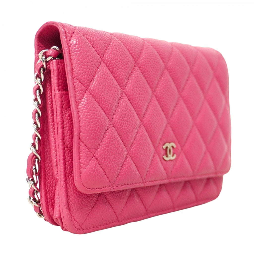 Wallet on Chain Quilted Caviar