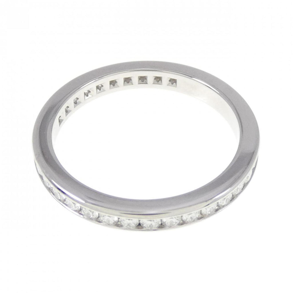 Full Circle Ring Platinum with Diamonds