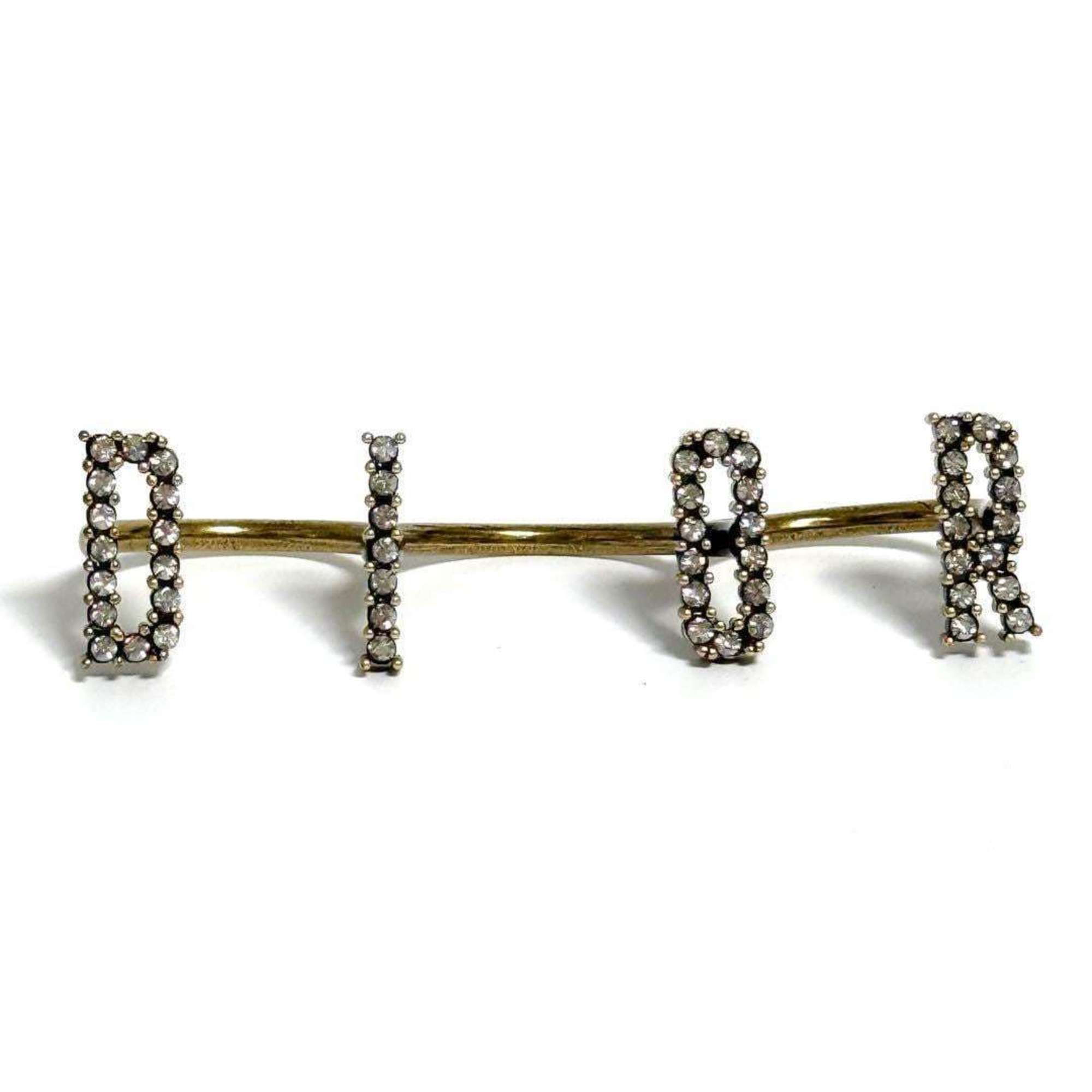 Ring Metal