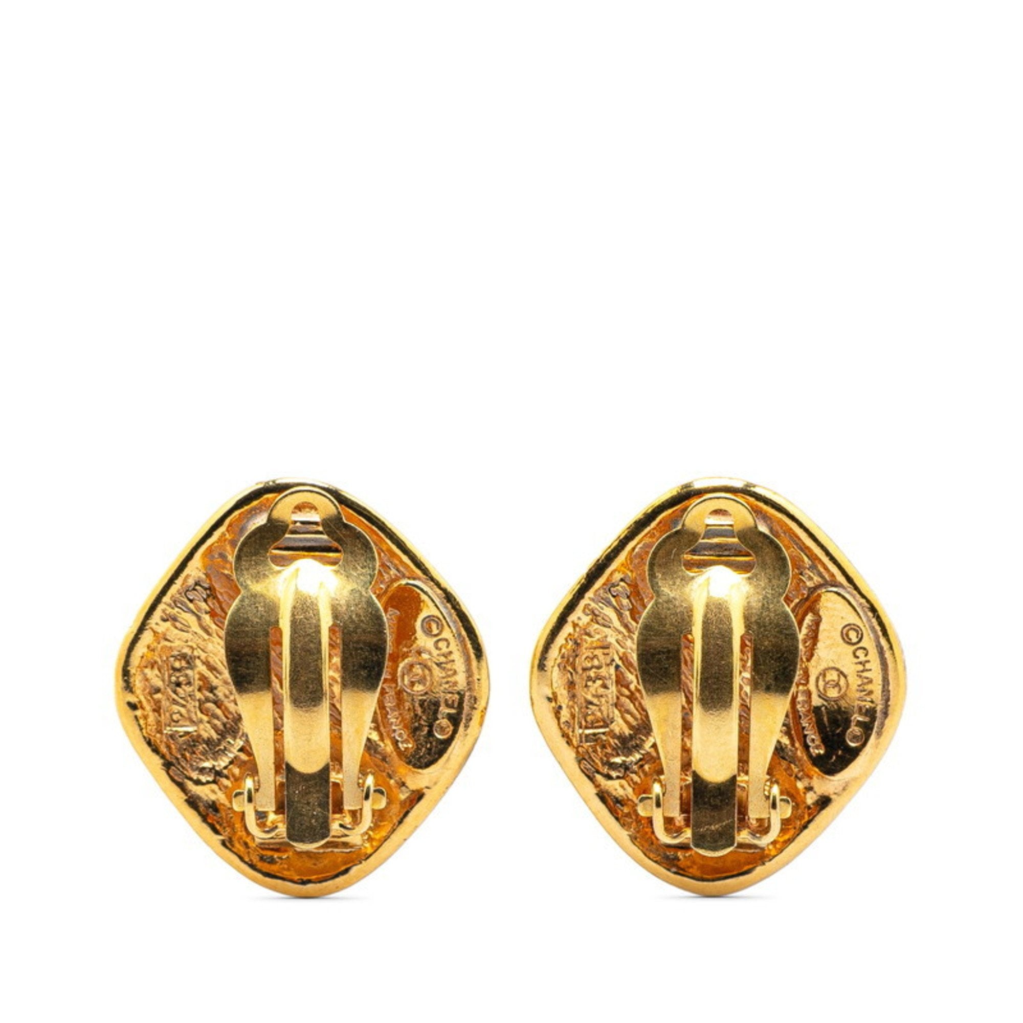 Matelasse Clip Earrings Metal Gold-Tone Metal