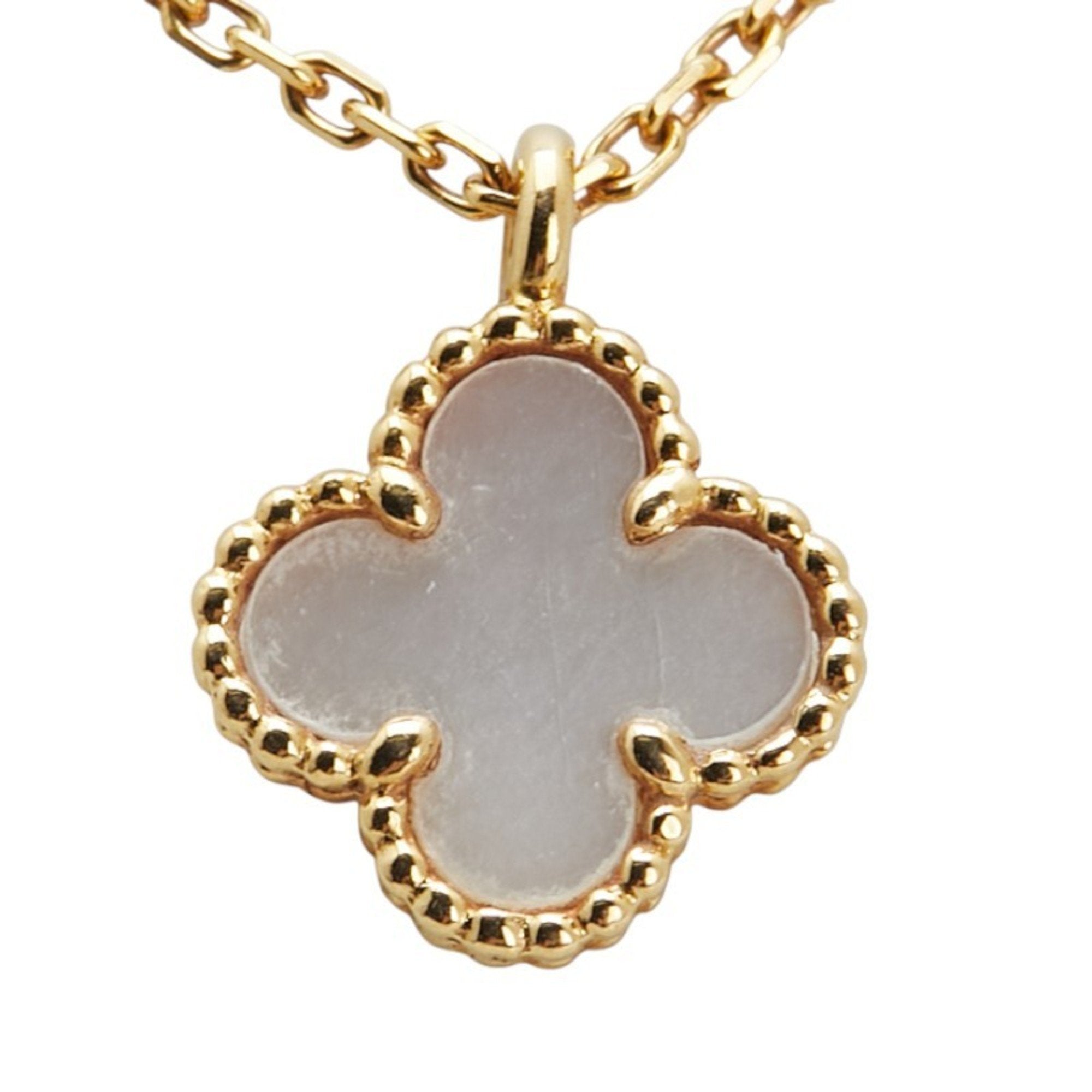 Sweet Alhambra Pendant Necklace 18K Yellow Gold