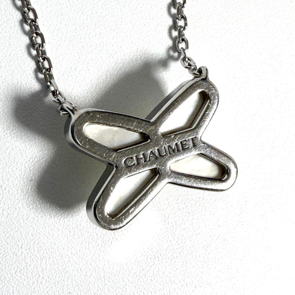 Jeux de Liens Pendant Necklace 18K White Gold