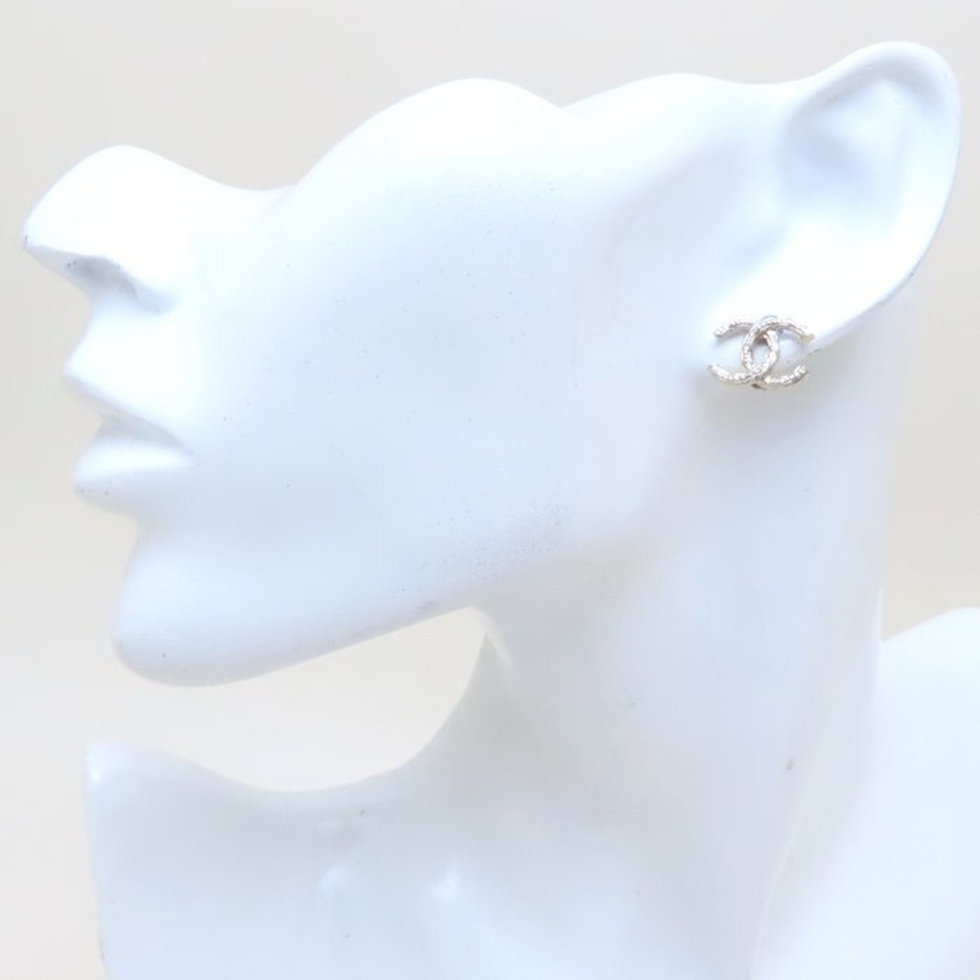CC Logo Earrings Metal