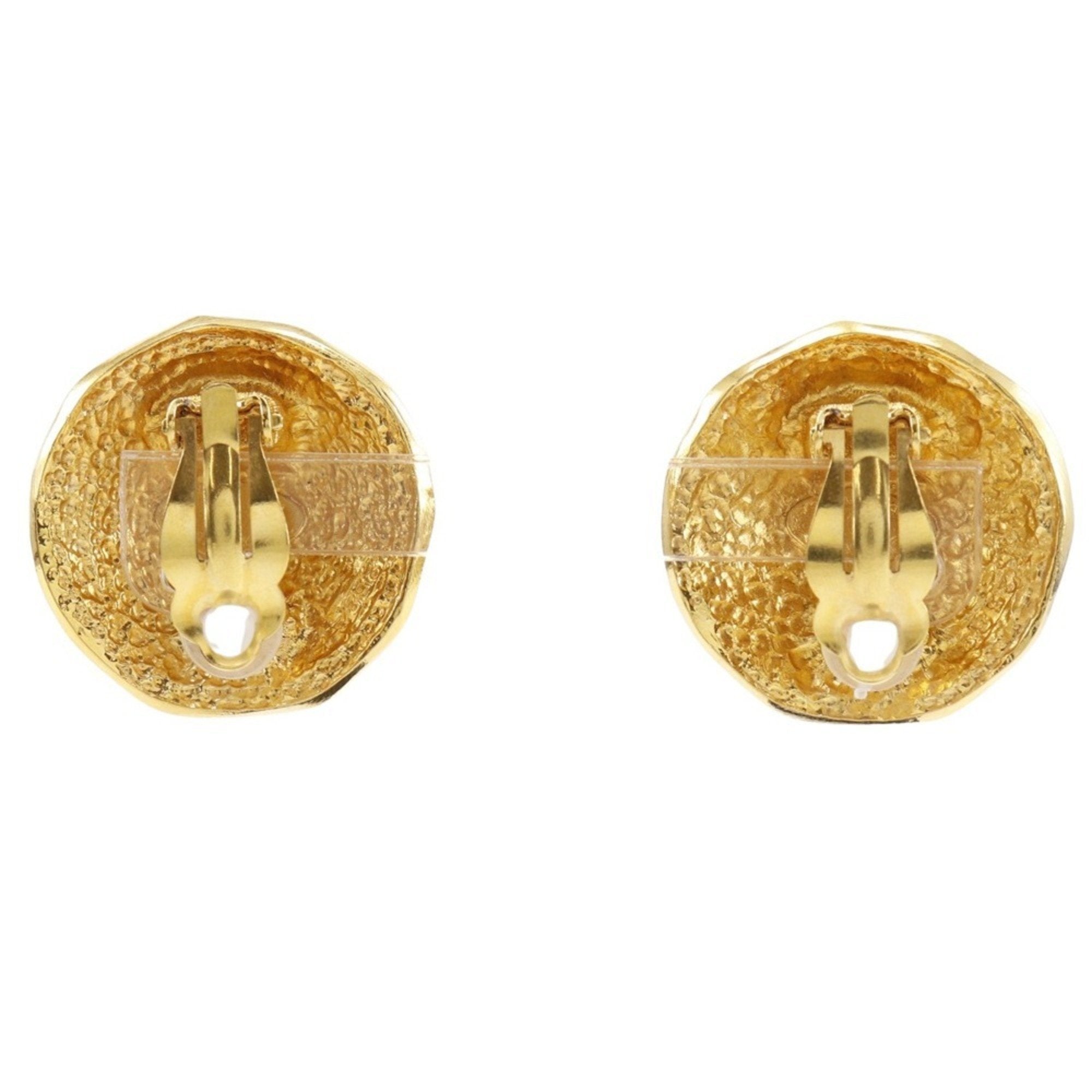 CC Logo Clip-On Earrings Metal Gold-Tone Metal