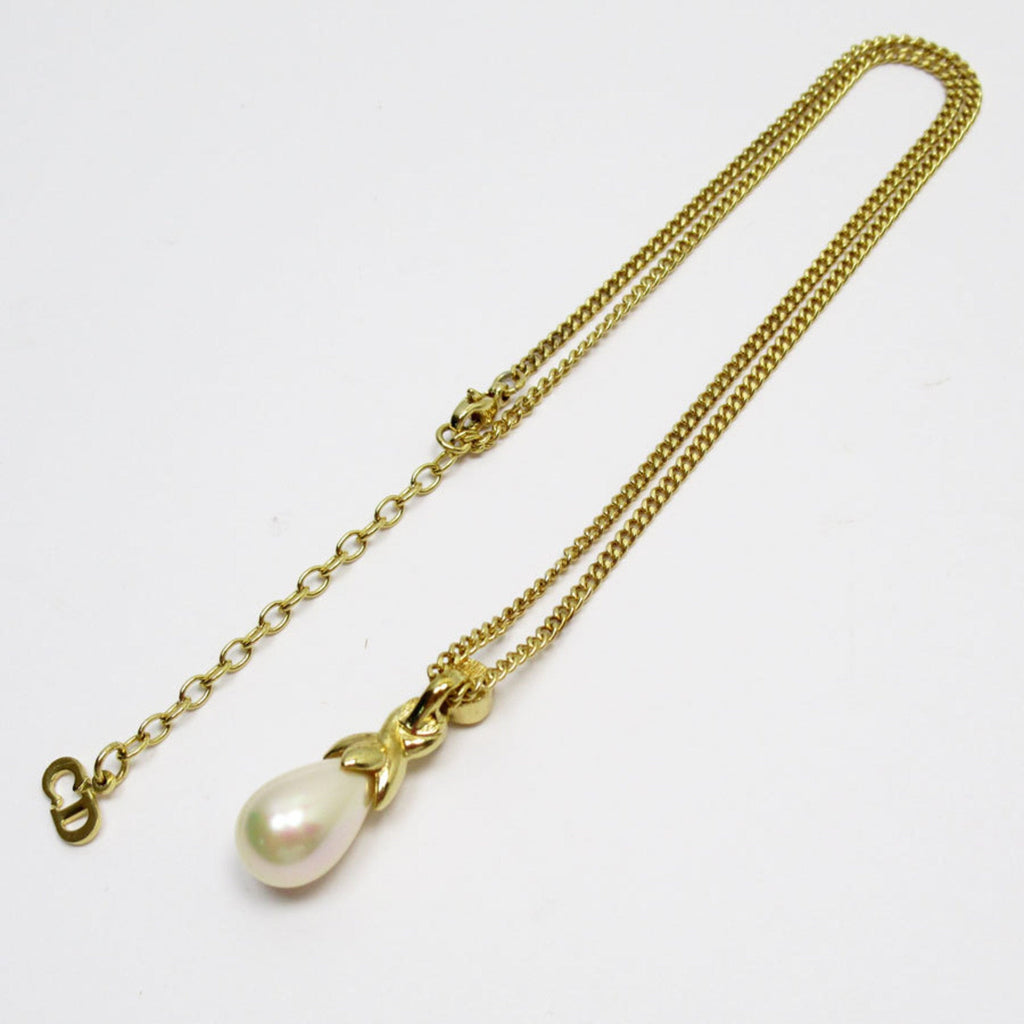 Pendant Necklace Gold Metal with Pearl
