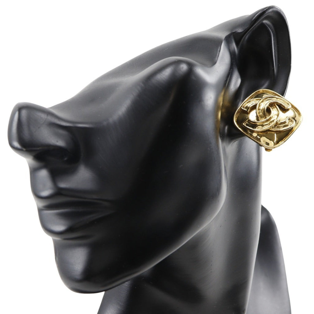 CC Logo Clip-On Earrings Metal Gold-Tone Metal