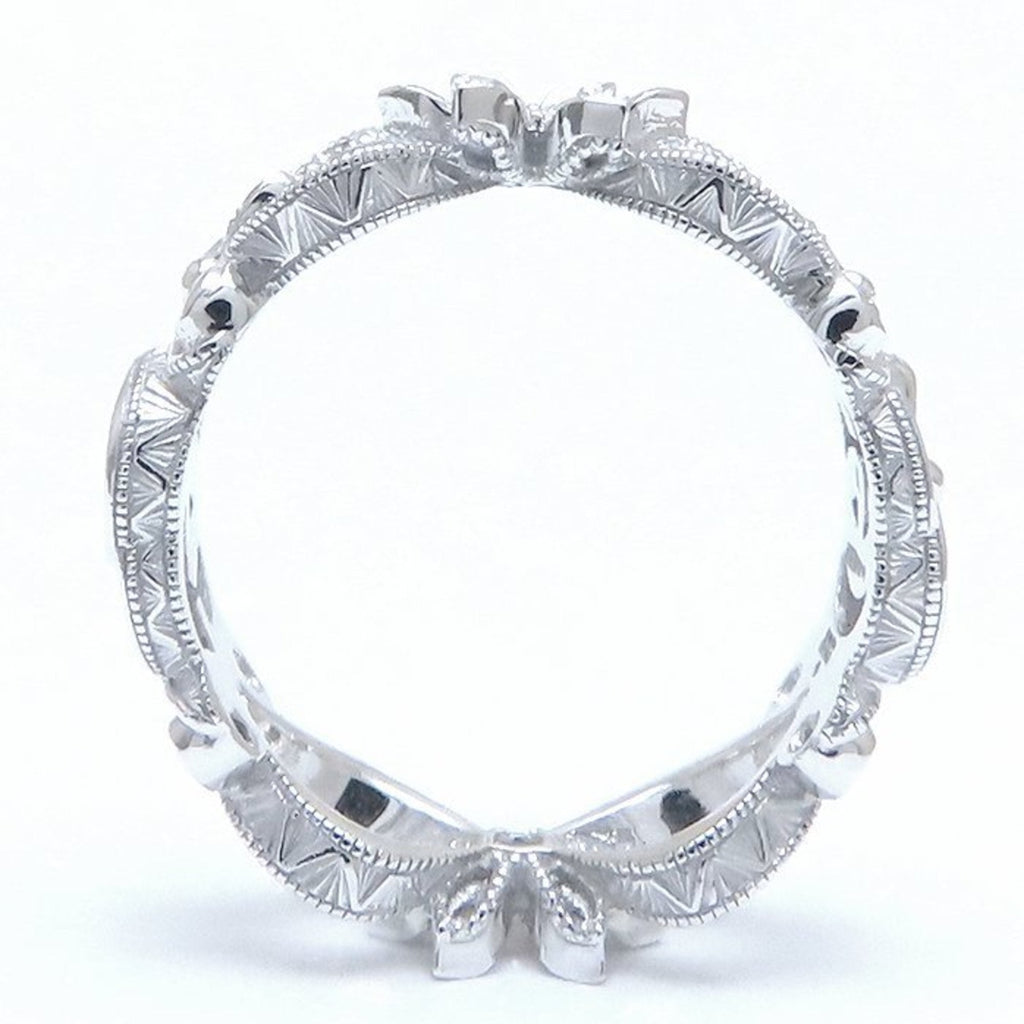 Flora Ring 18K White Gold with Diamond
