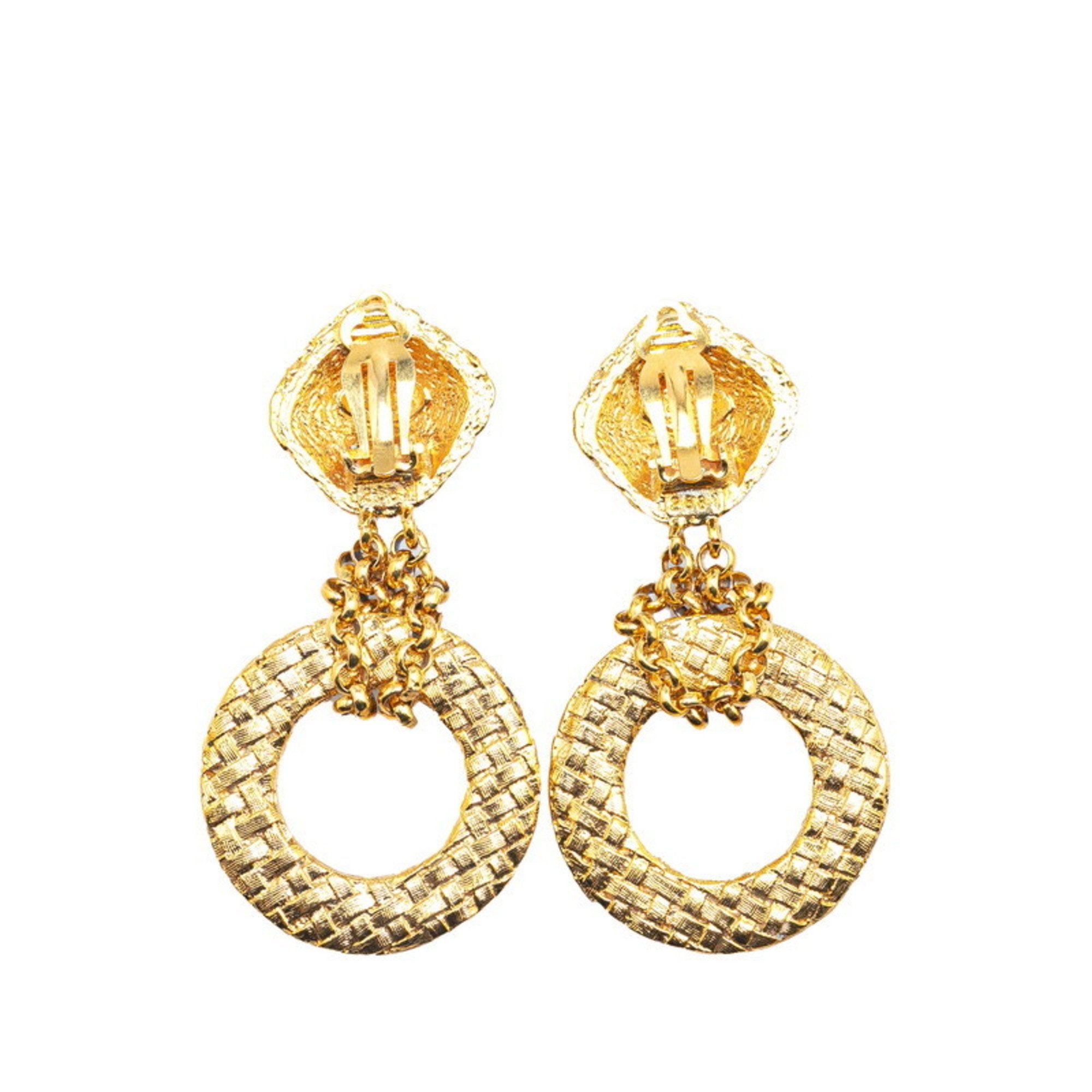 CC Logo Clip-On Earrings Metal Gold-Tone Metal