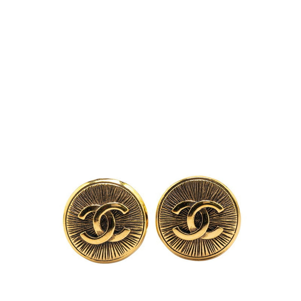 CC Logo Round Clip-On Earrings Metal Gold-Tone Metal