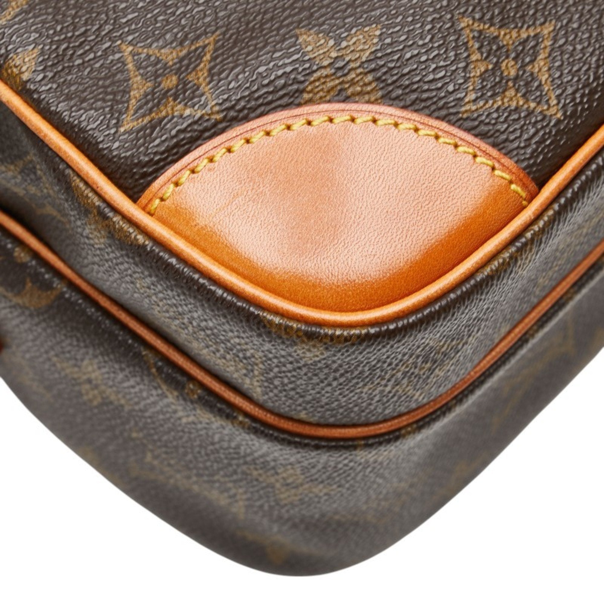 Nil Messenger Bag Monogram Canvas 28