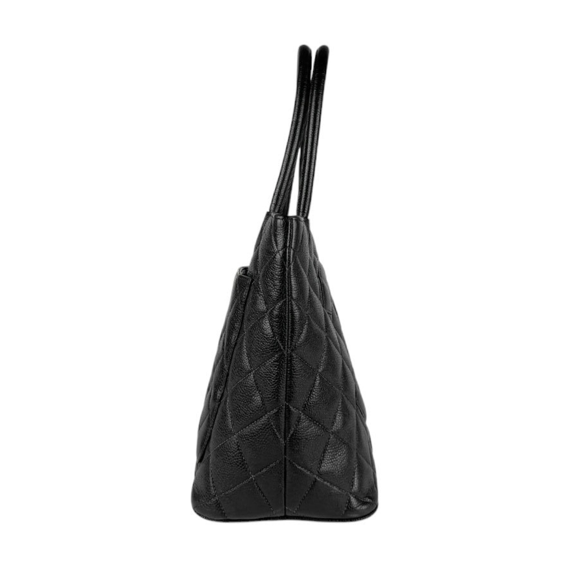 Medallion Tote Quilted Caviar
