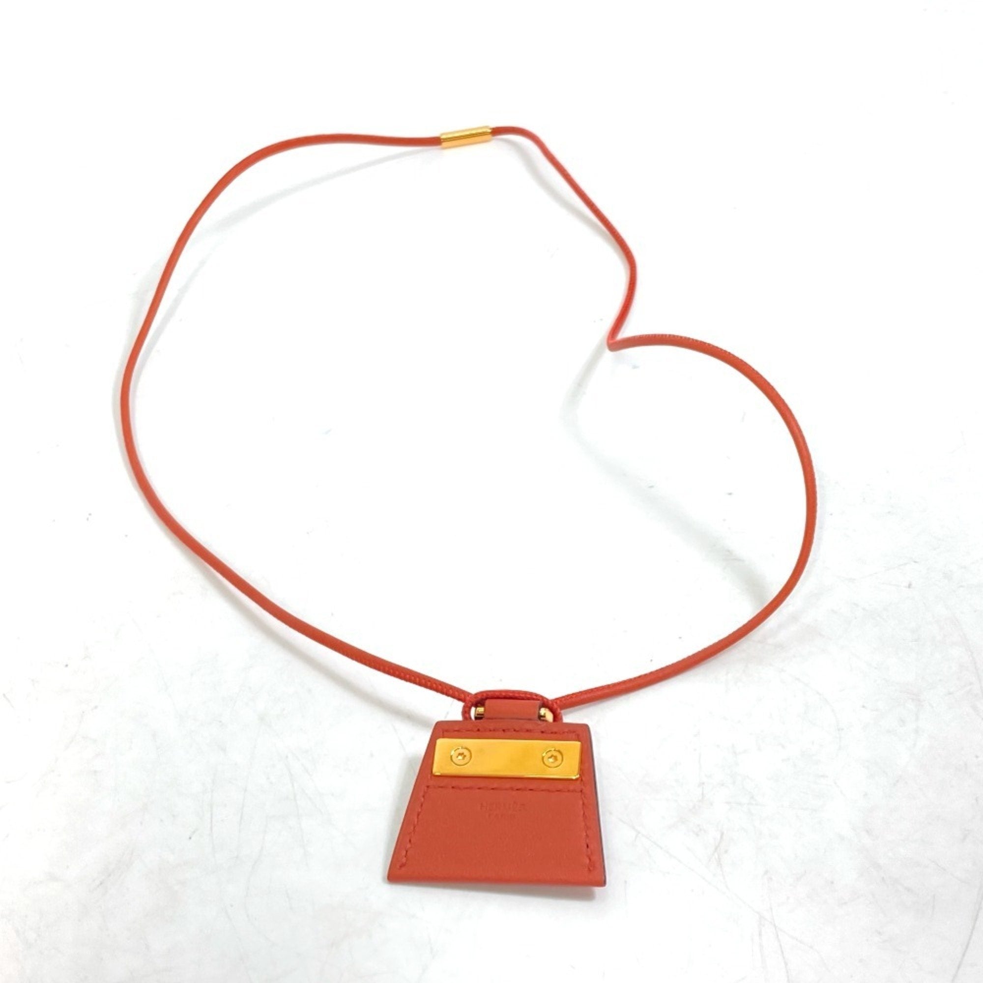 Pendant Necklace Swift Leather Brown