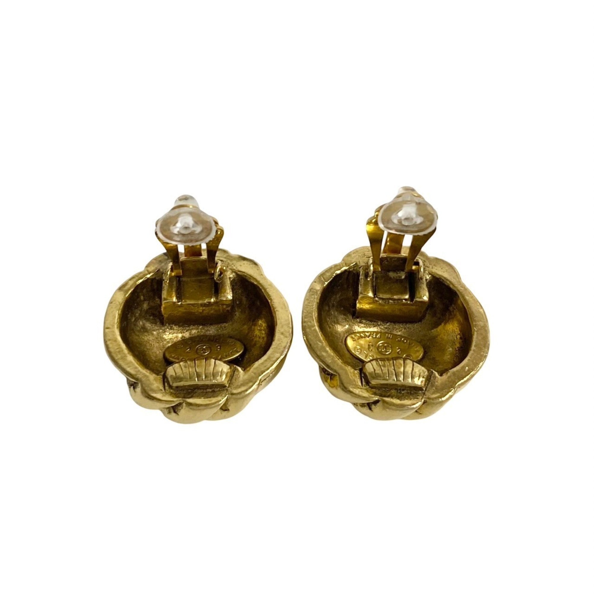 CC Logo Clip-On Earrings Metal Gold-Tone Metal