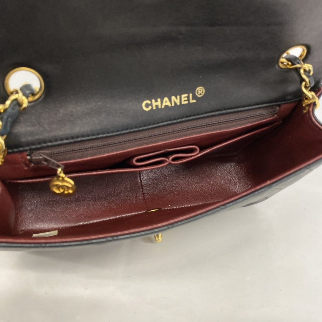 Vintage Full Flap Bag Quilted Lambskin Medium