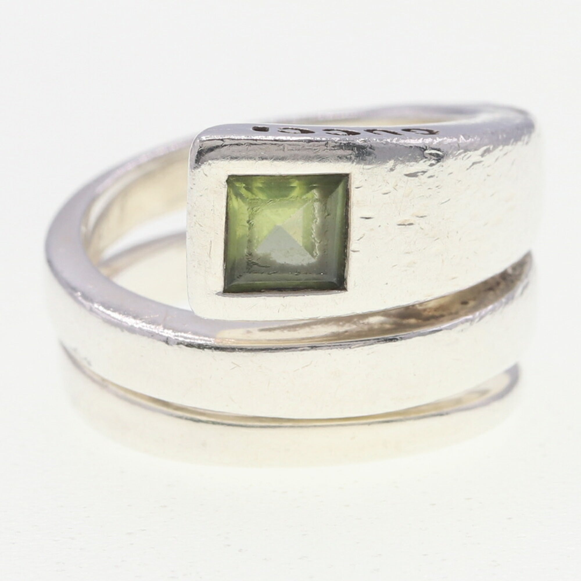 Spiral Ring Sterling Silver with Peridot