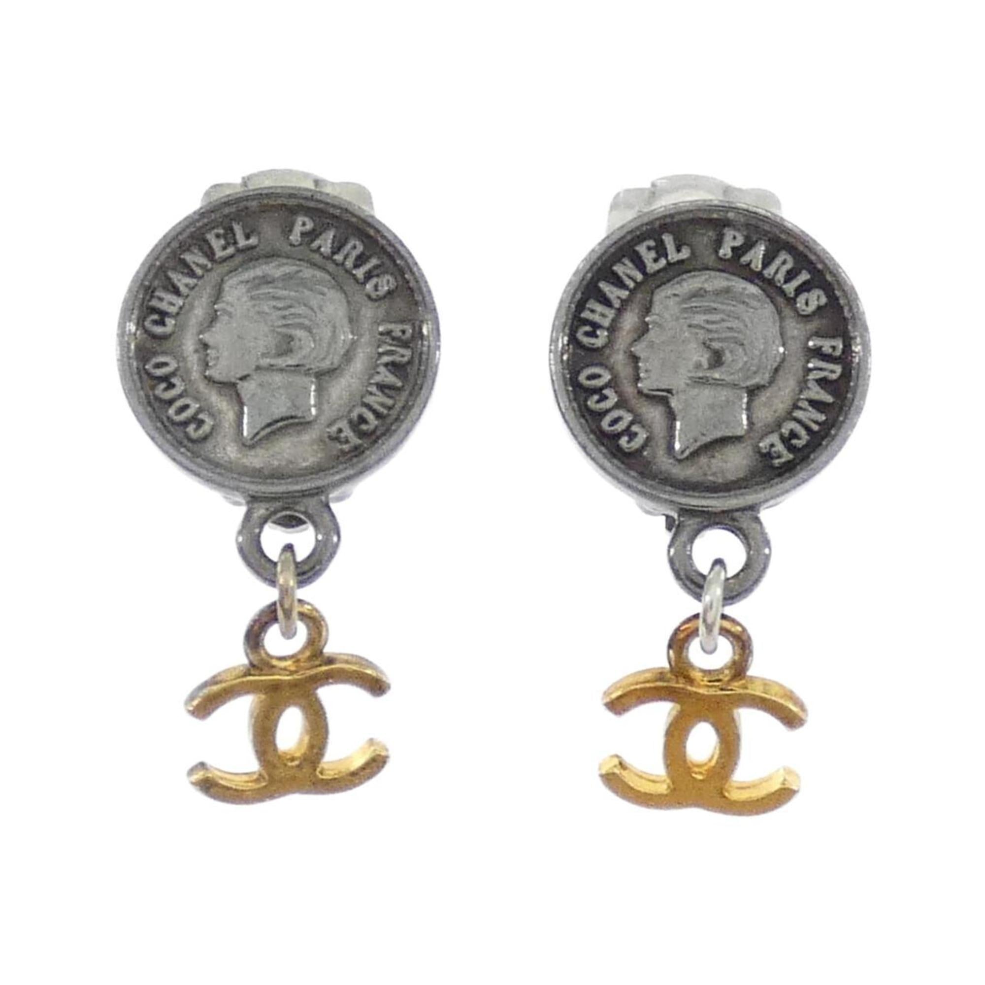 Clip-On Earrings Gold and Silver