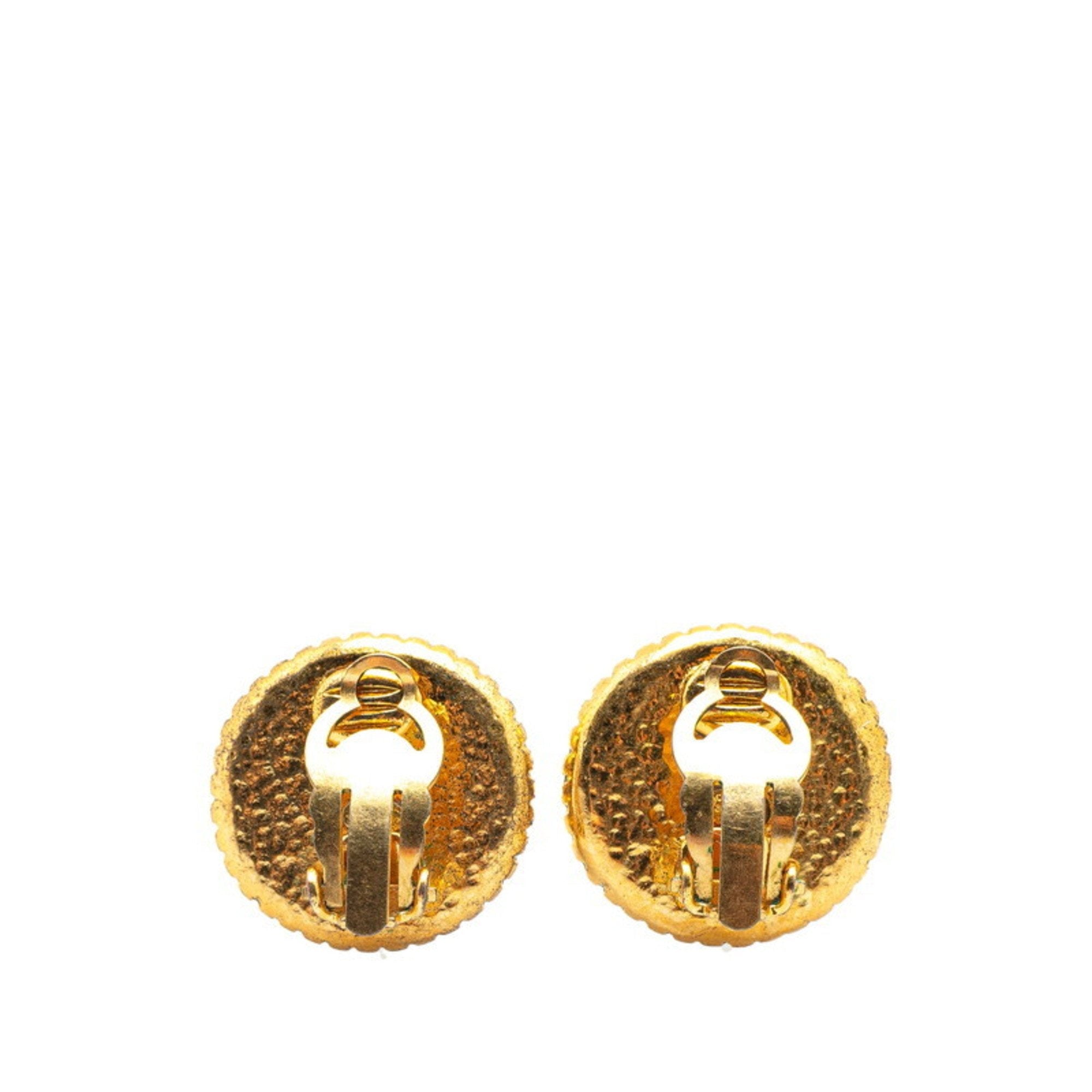 CC Logo Round Clip-On Earrings Metal Gold-Tone Metal