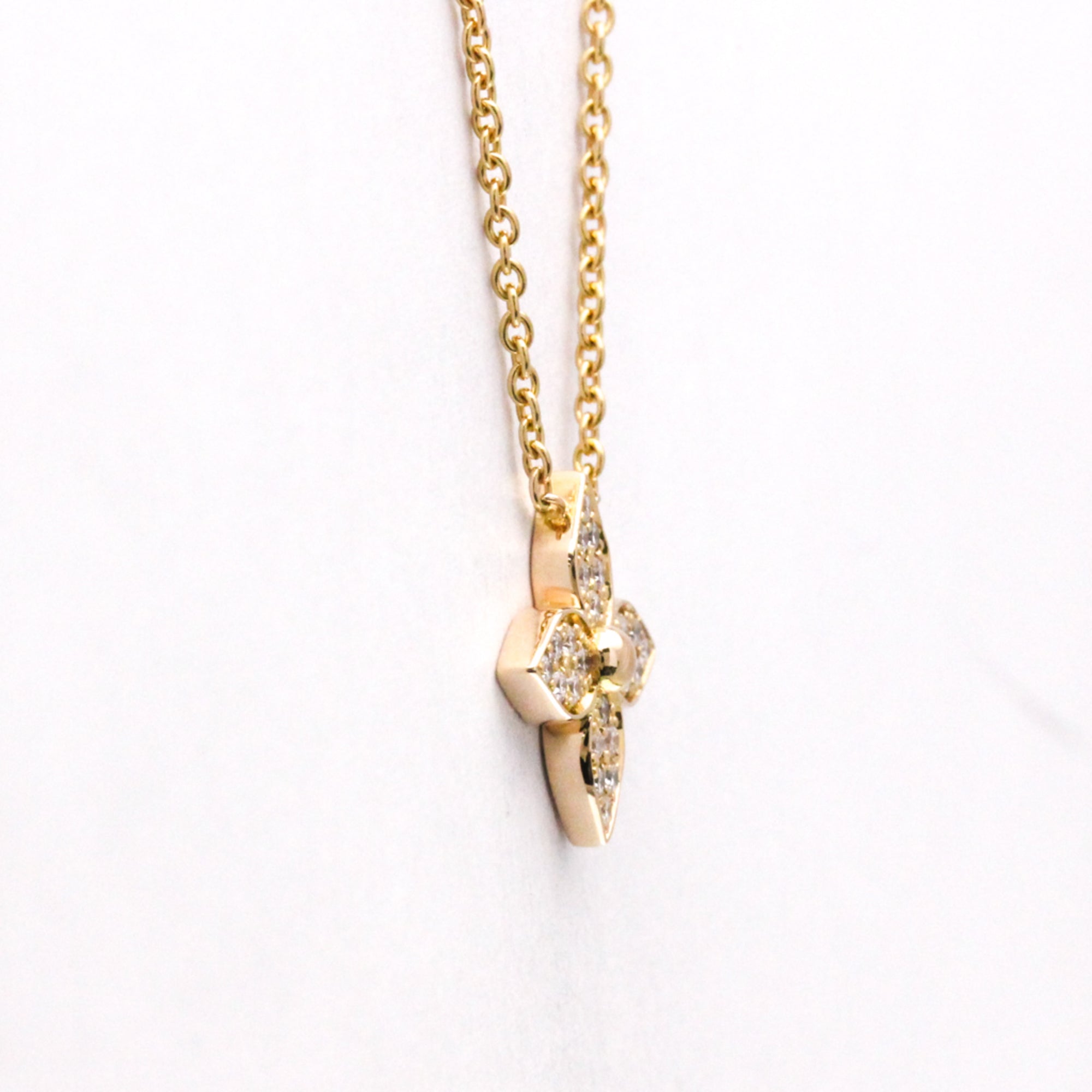 Pendant Necklace 18K Rose Gold With Diamond