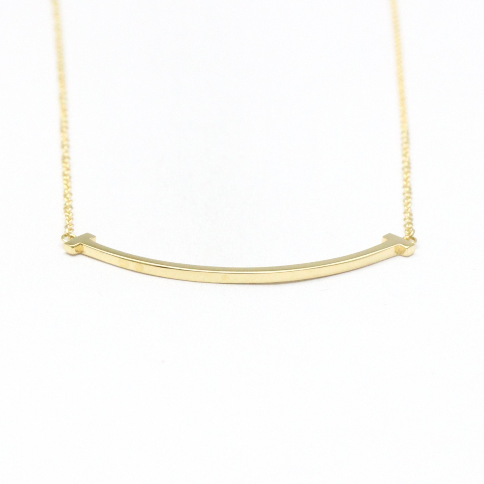 Smile Pendant Necklace 18K Yellow Gold