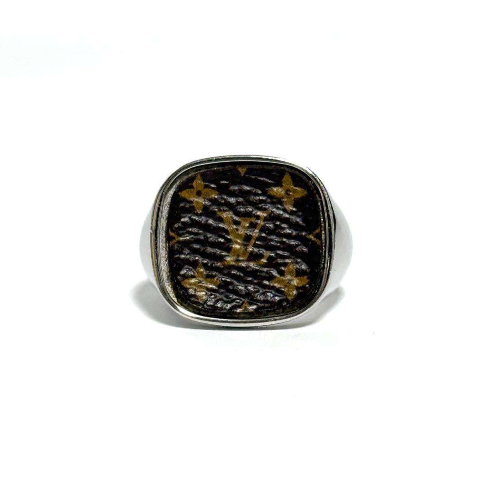 Signet Monogram Chevalier Ring Metal