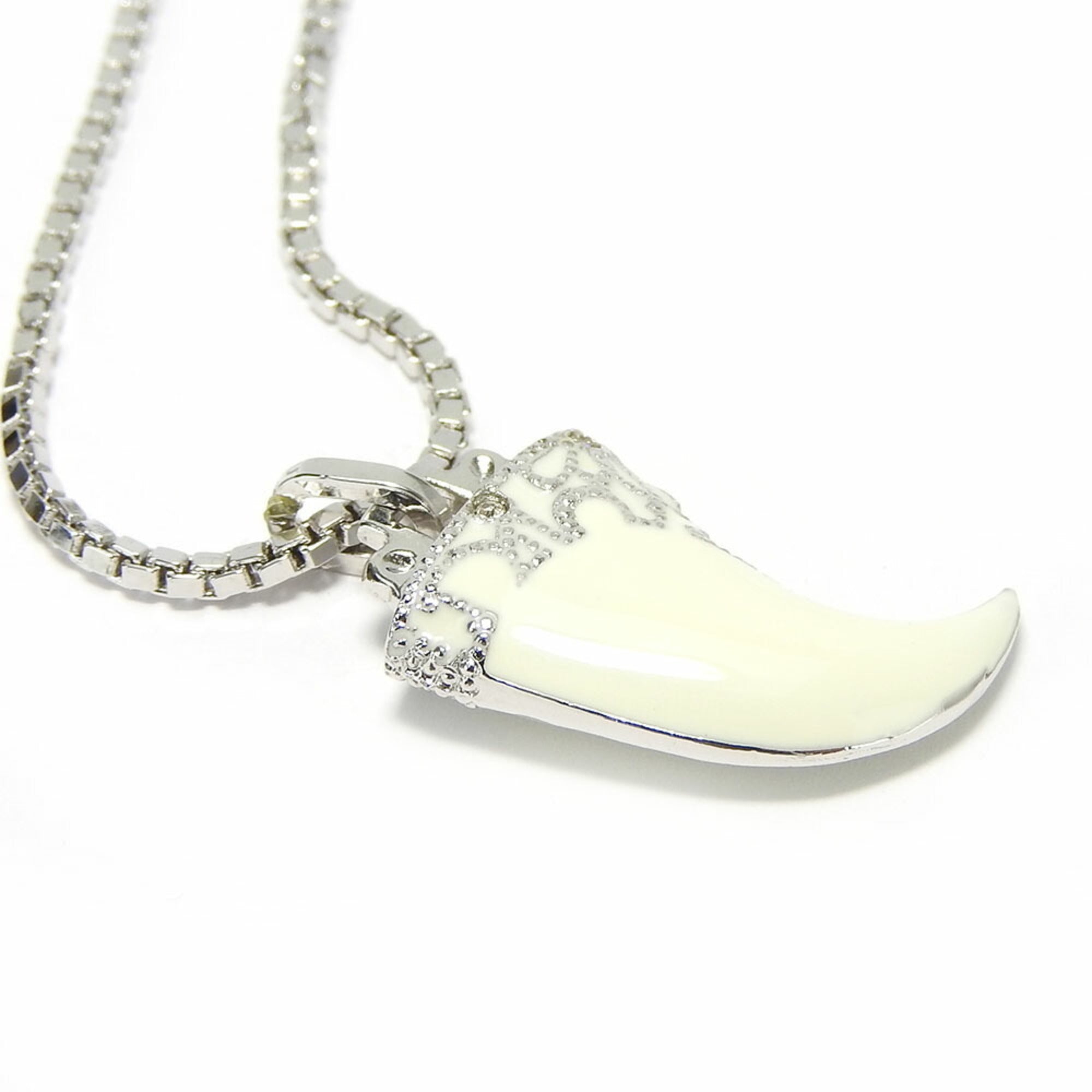 Fang Motif Pendant Necklace Metal Silver White