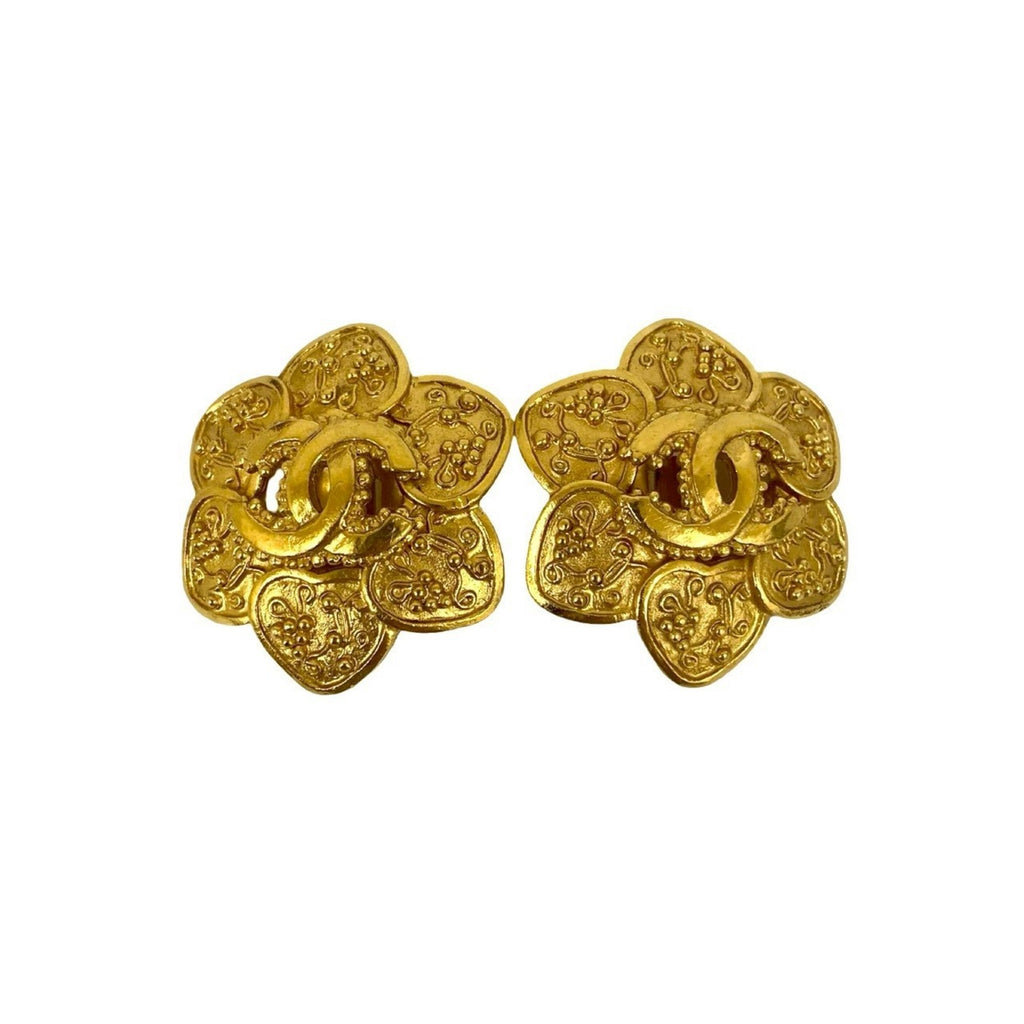 CC Logo Clip-On Earrings Metal Gold-Tone Metal